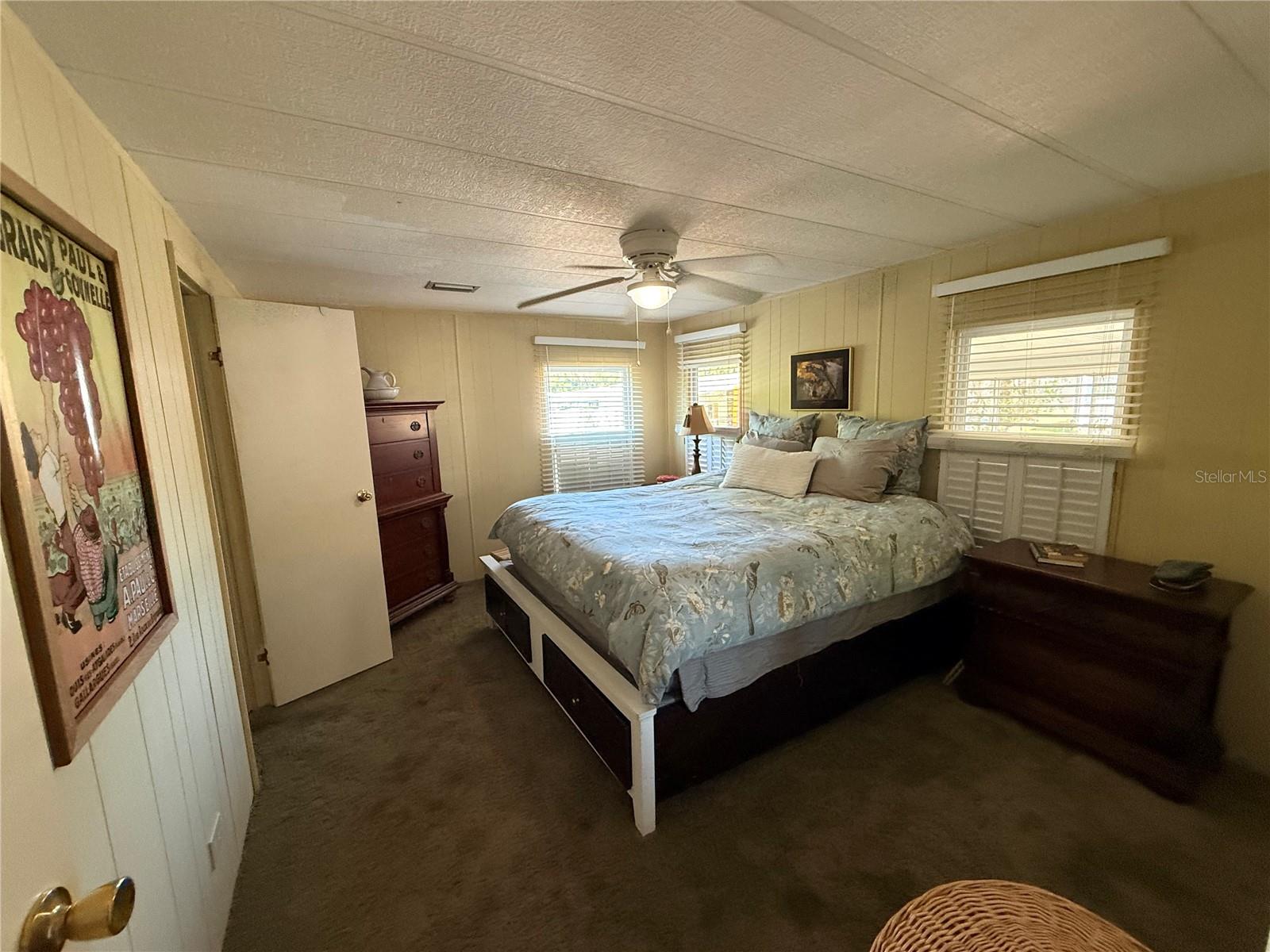 Image 13 of 37 For 9 Bobwhite Road