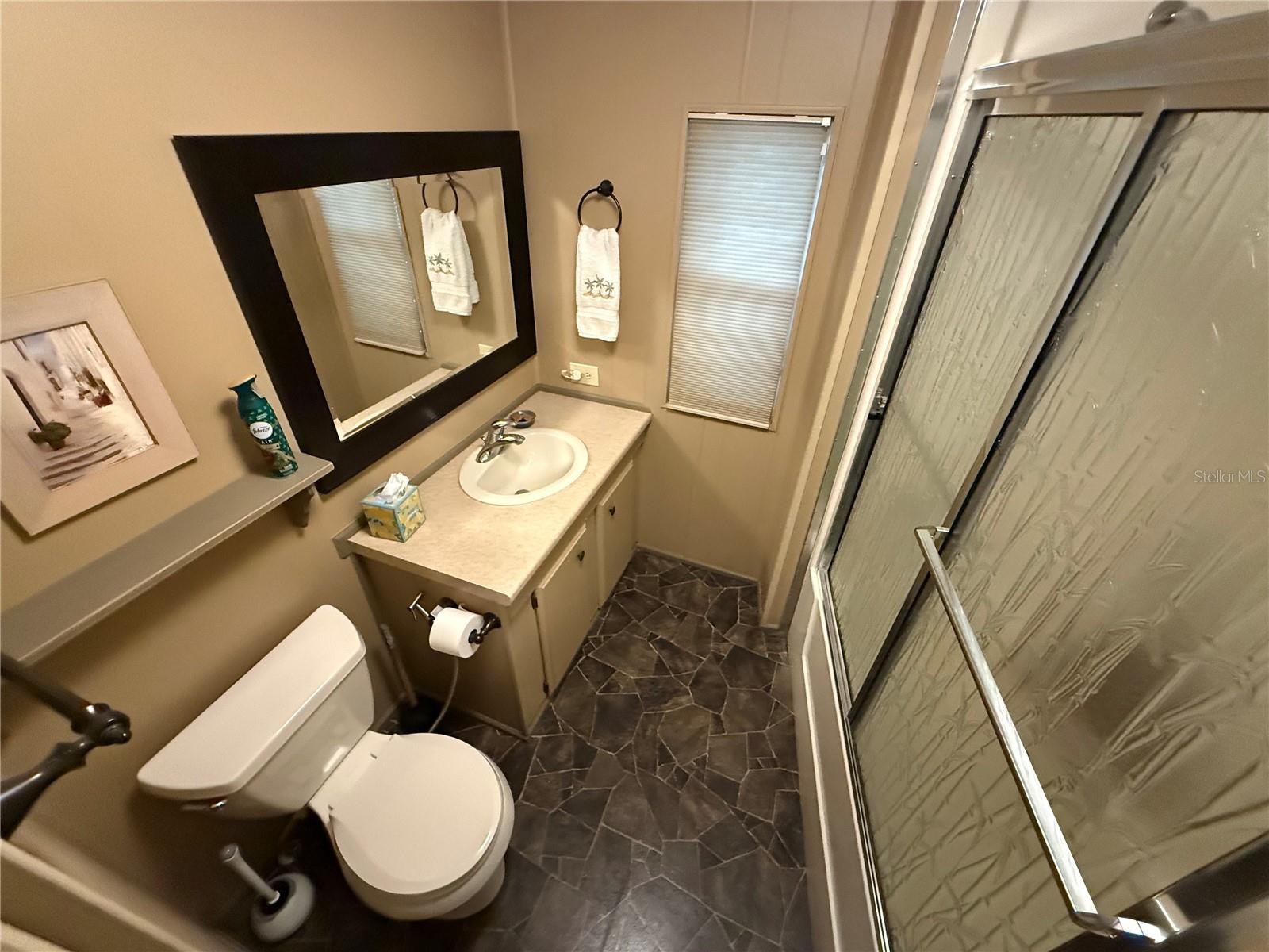 Image 21 of 37 For 9 Bobwhite Road