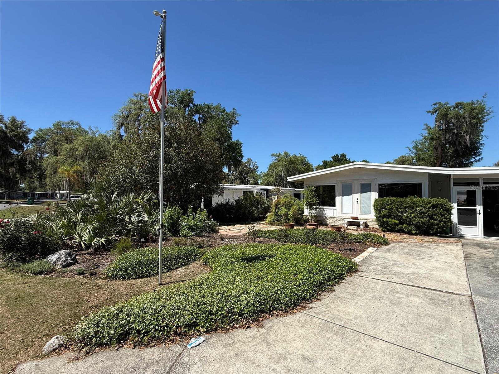 Image 3 of 37 For 9 Bobwhite Road