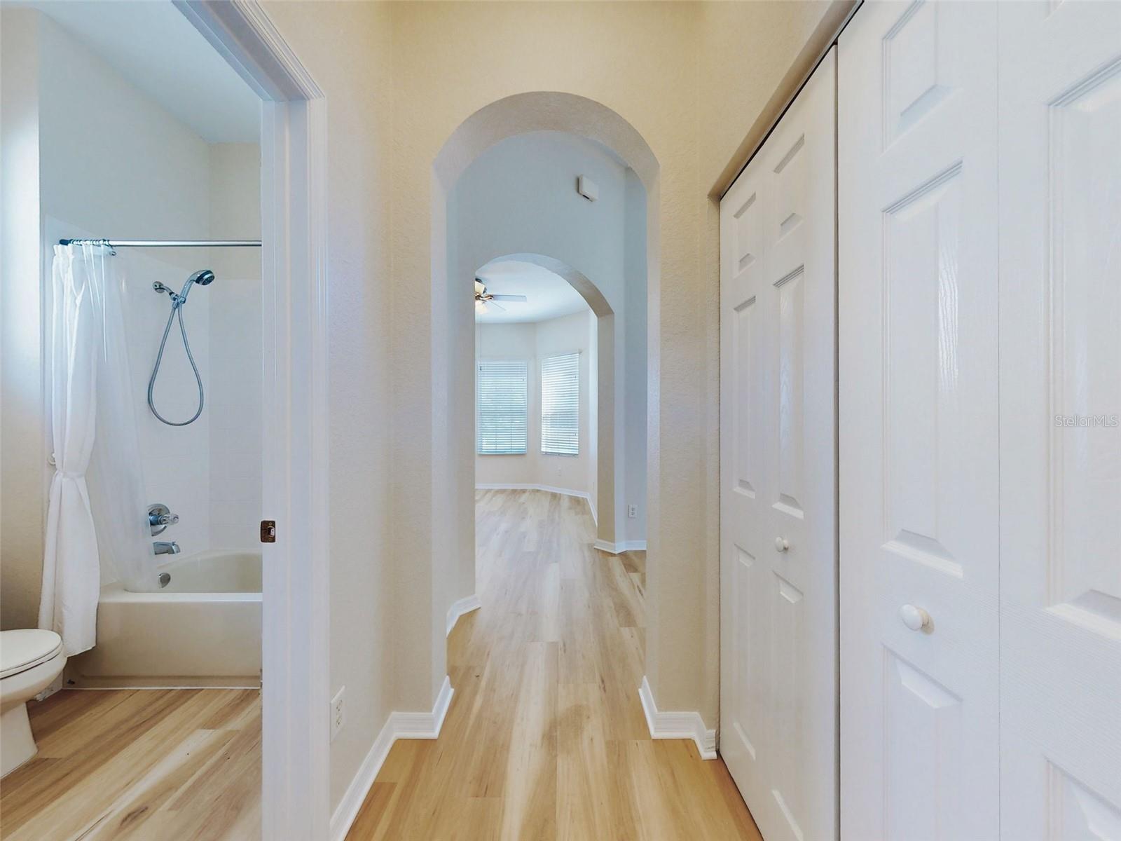 Image 15 of 30 For 12066 176 Loop