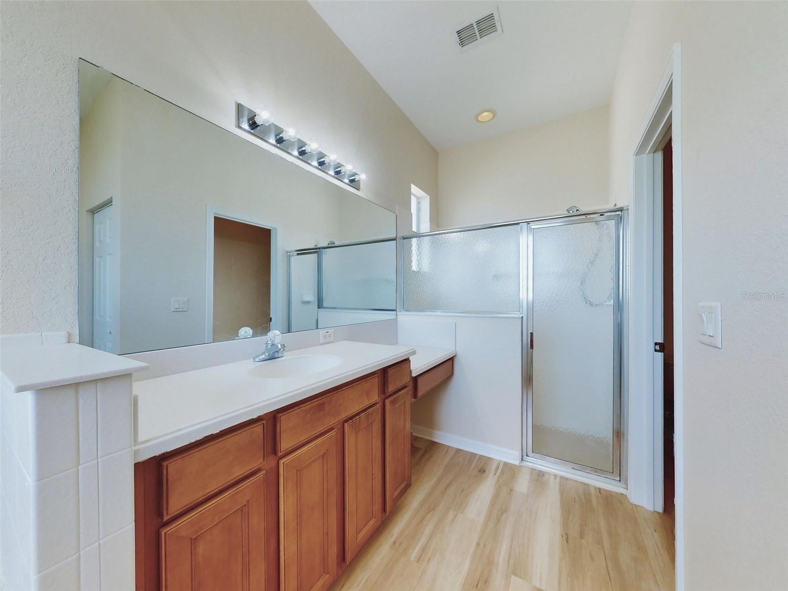 Image 23 of 30 For 12066 176 Loop