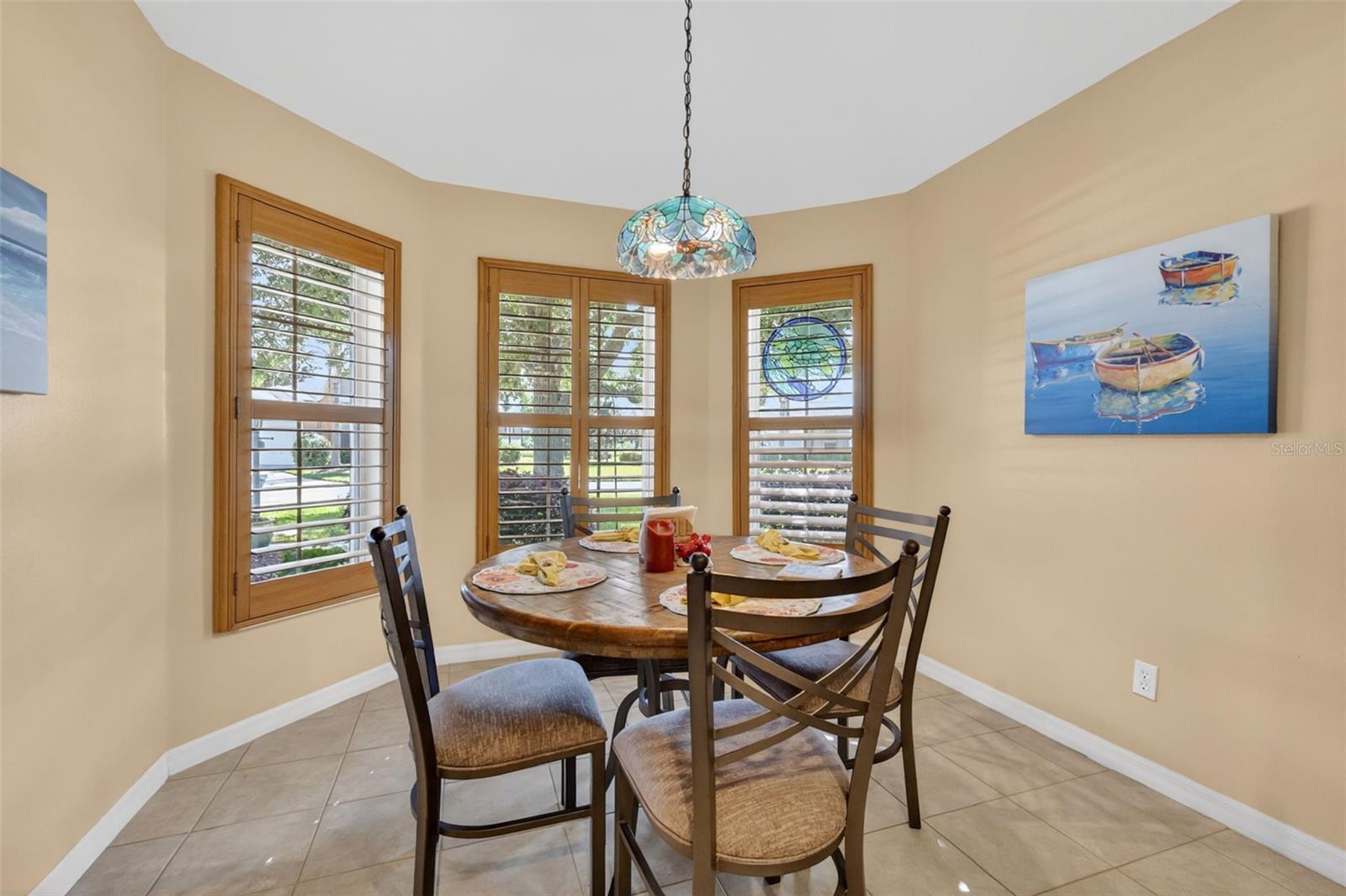 Image 22 of 51 For 5401 Aurora Drive