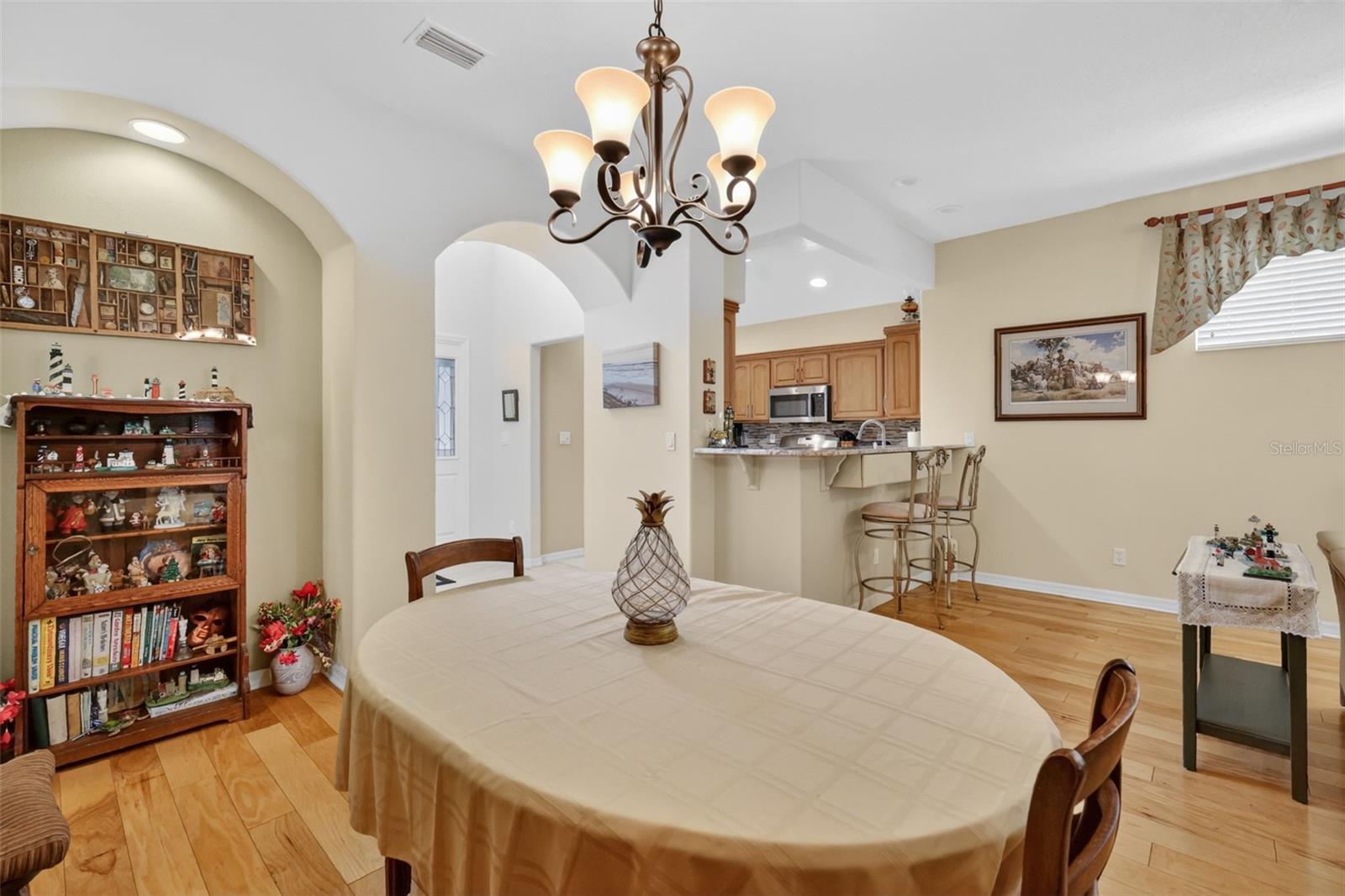 Image 25 of 51 For 5401 Aurora Drive