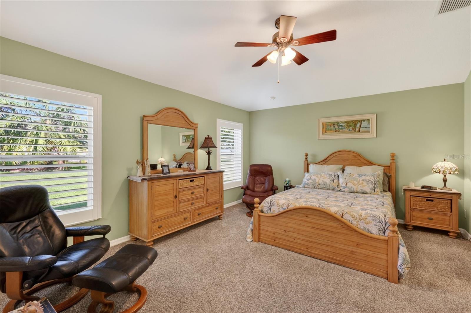 Image 28 of 51 For 5401 Aurora Drive