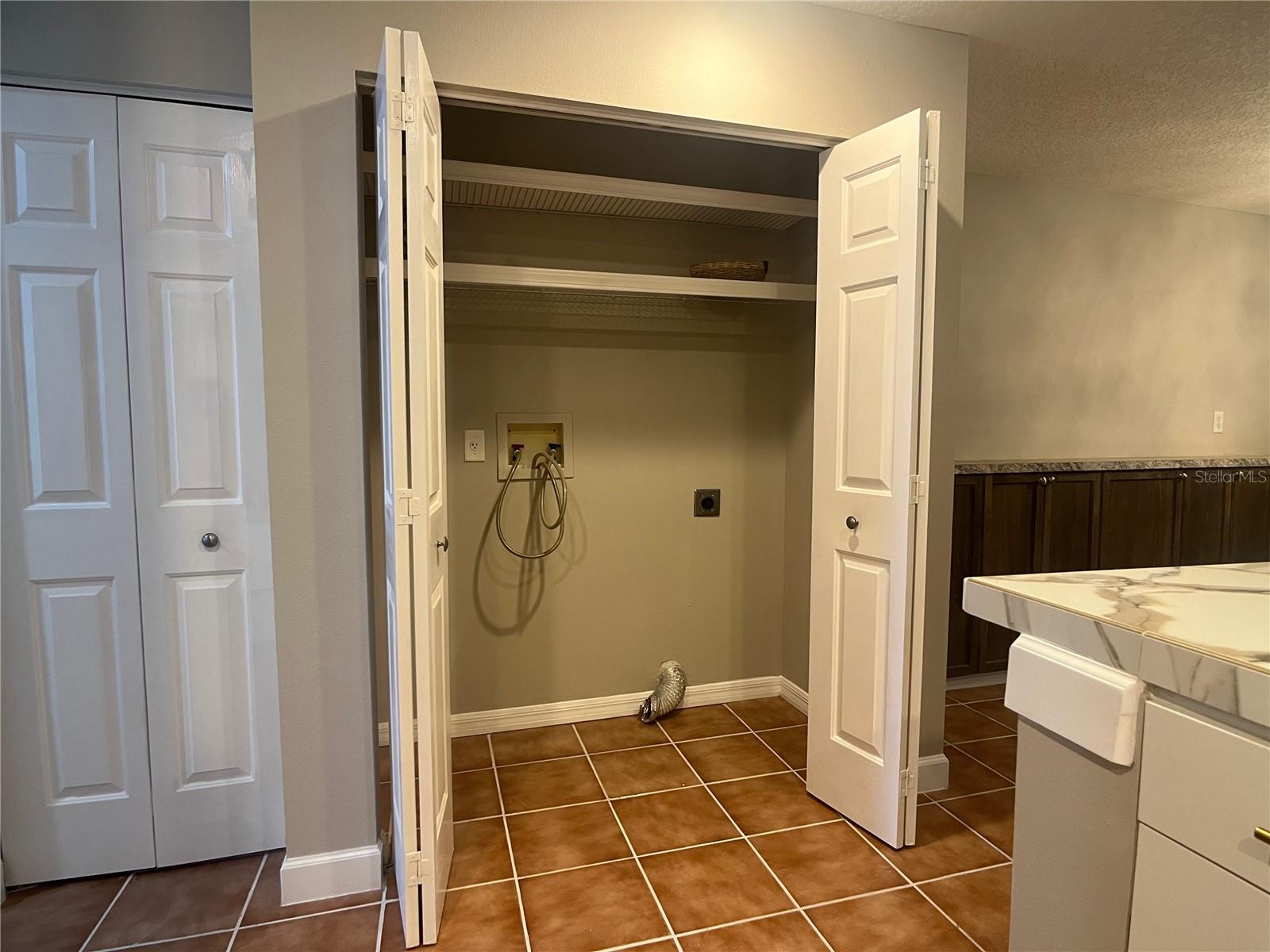 Image 12 of 24 For 2954 Peach Street