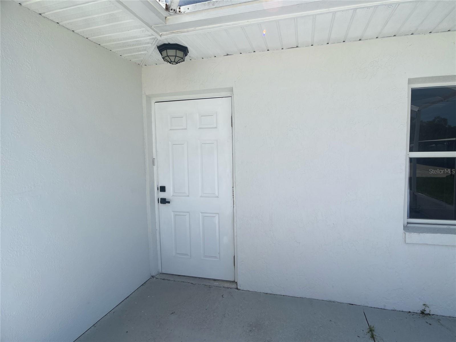 Image 2 of 24 For 2954 Peach Street