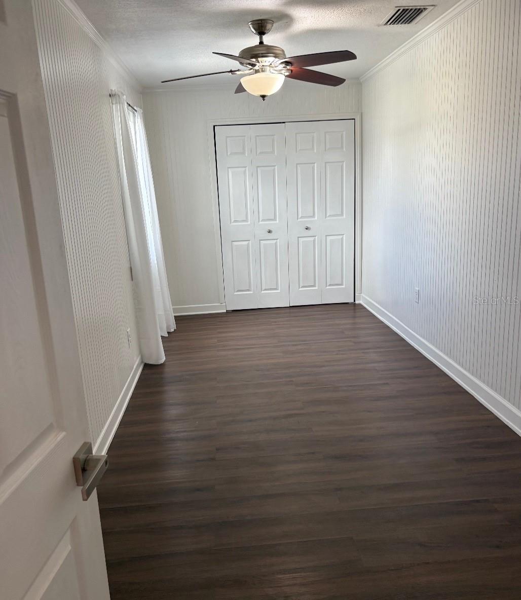 Image 22 of 24 For 2954 Peach Street