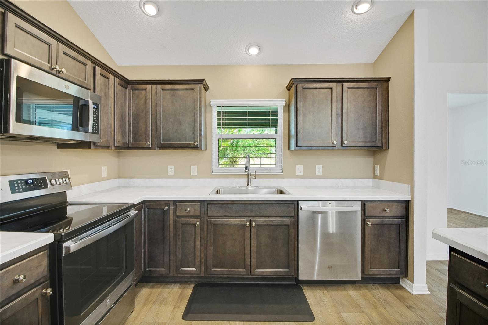 Image 10 of 44 For 4151 Balcharan Terrace