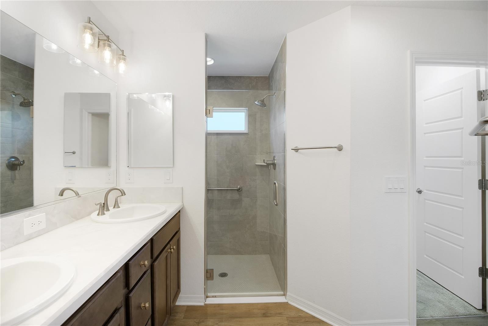 Image 19 of 44 For 4151 Balcharan Terrace