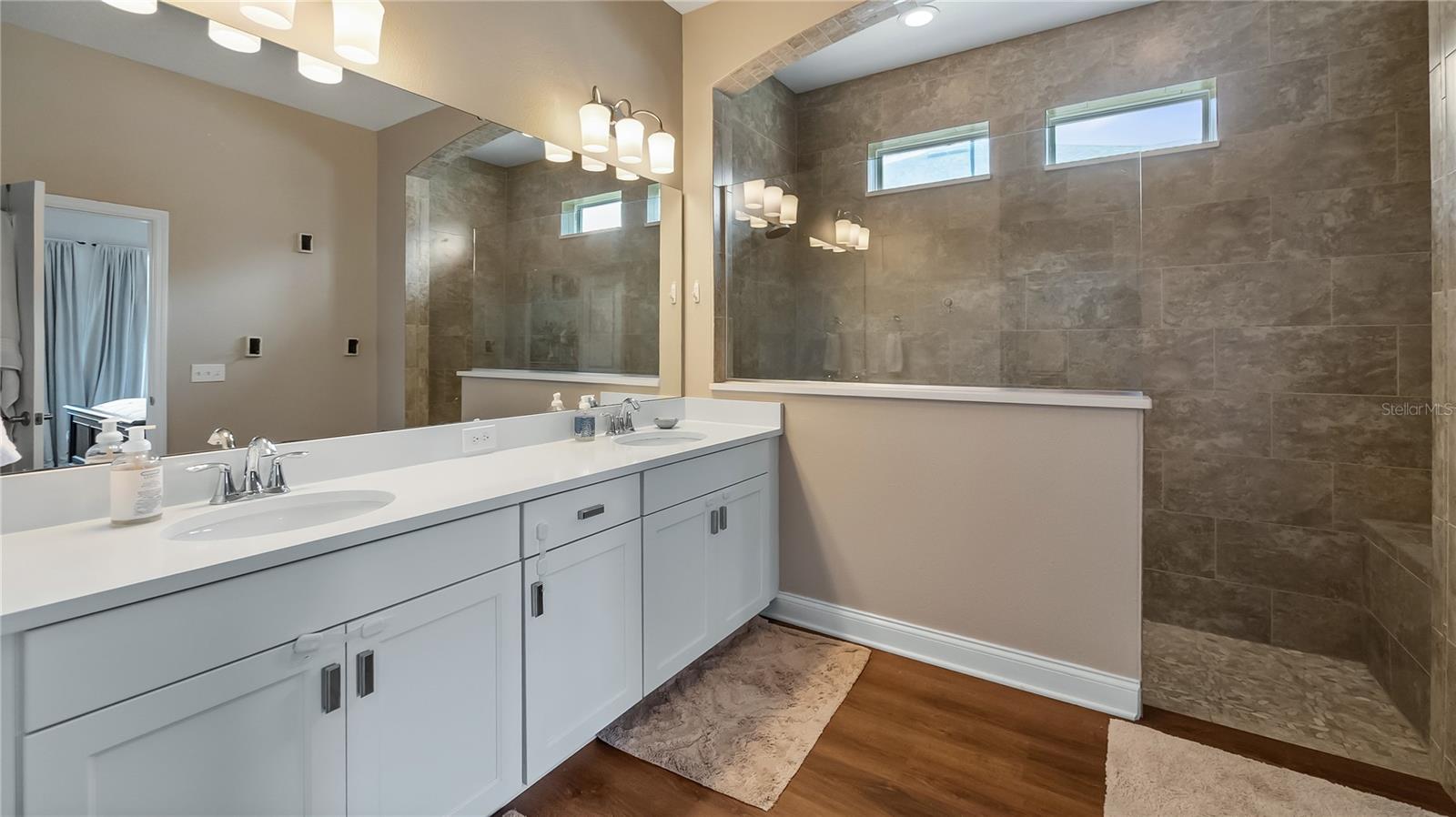 Image 14 of 42 For 16451 Good Hearth Boulevard