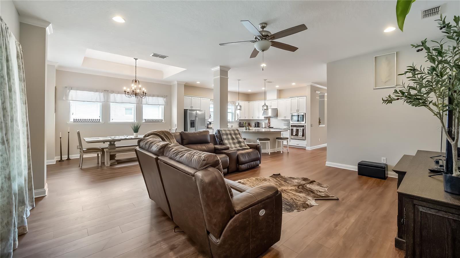 Image 21 of 42 For 16451 Good Hearth Boulevard