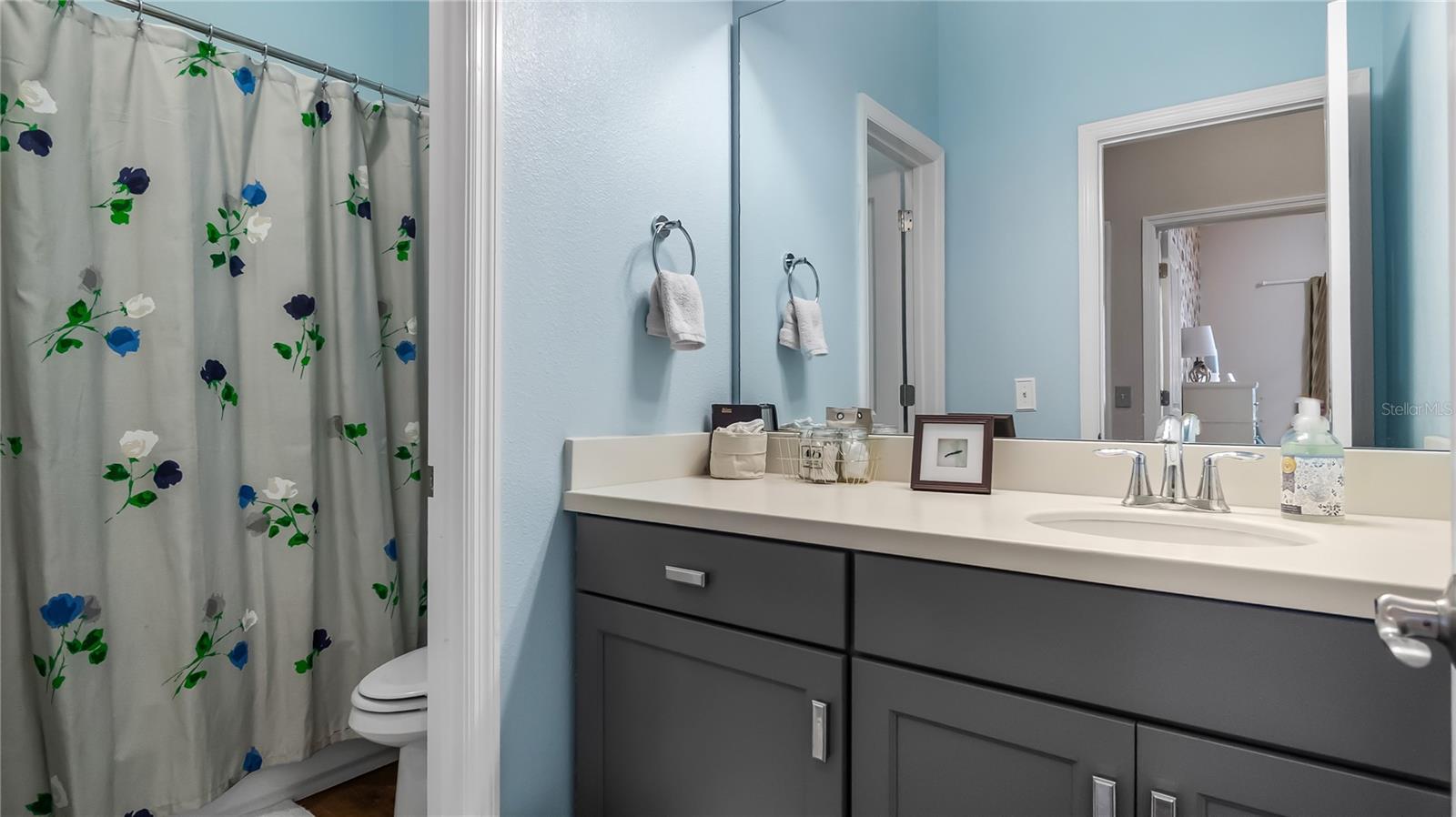 Image 27 of 42 For 16451 Good Hearth Boulevard