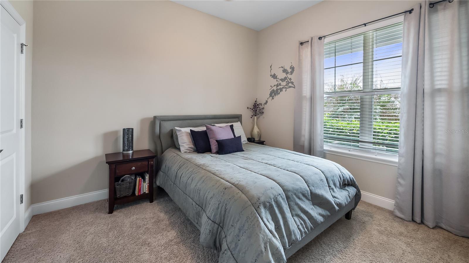 Image 28 of 42 For 16451 Good Hearth Boulevard