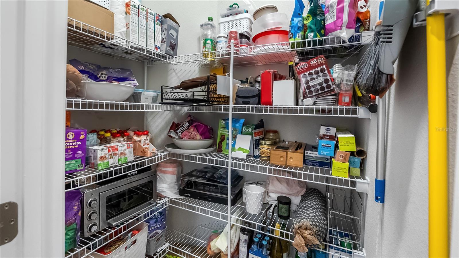 Image 6 of 42 For 16451 Good Hearth Boulevard