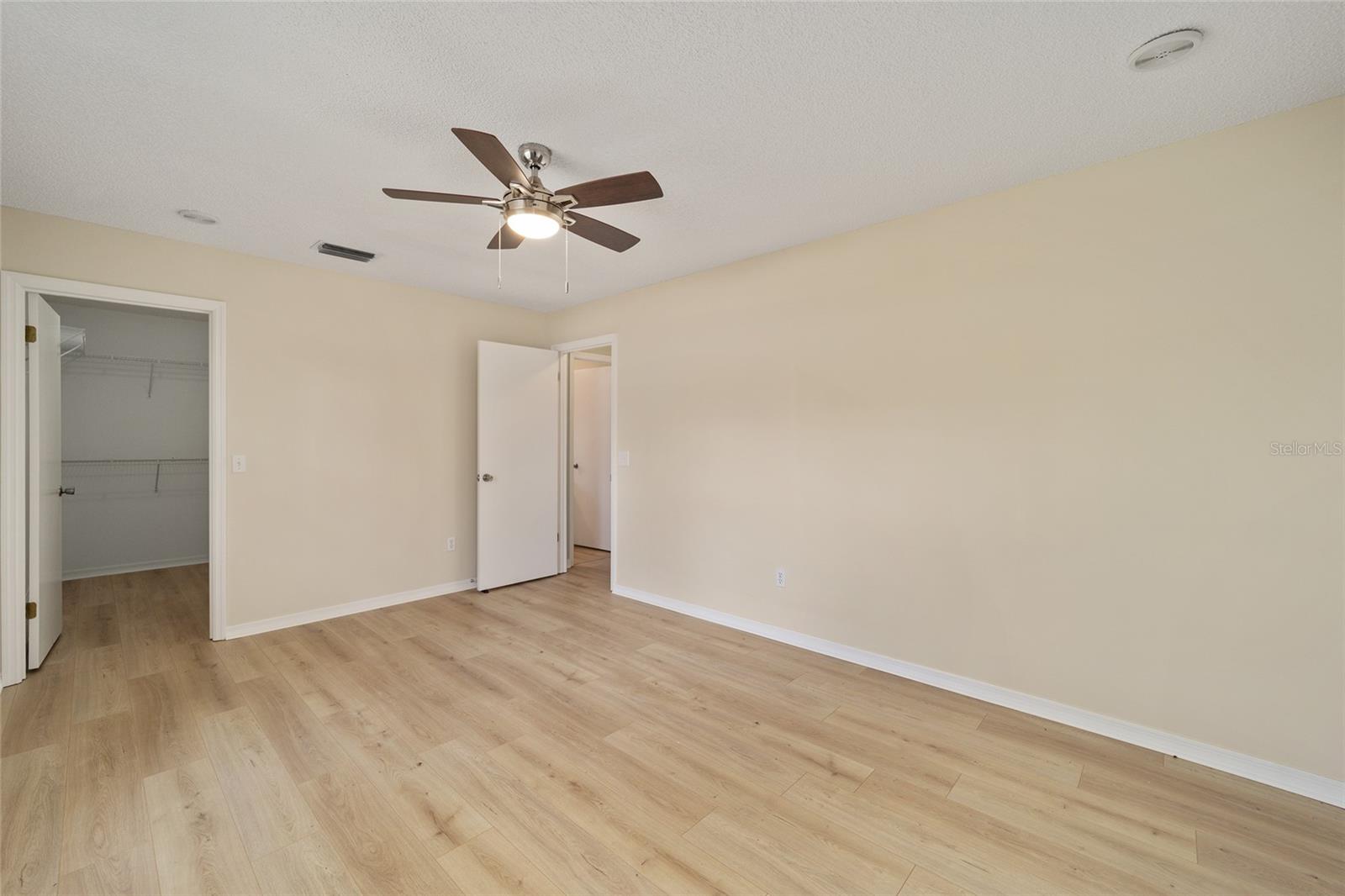 Image 26 of 52 For 1613 Cherry Hill Road