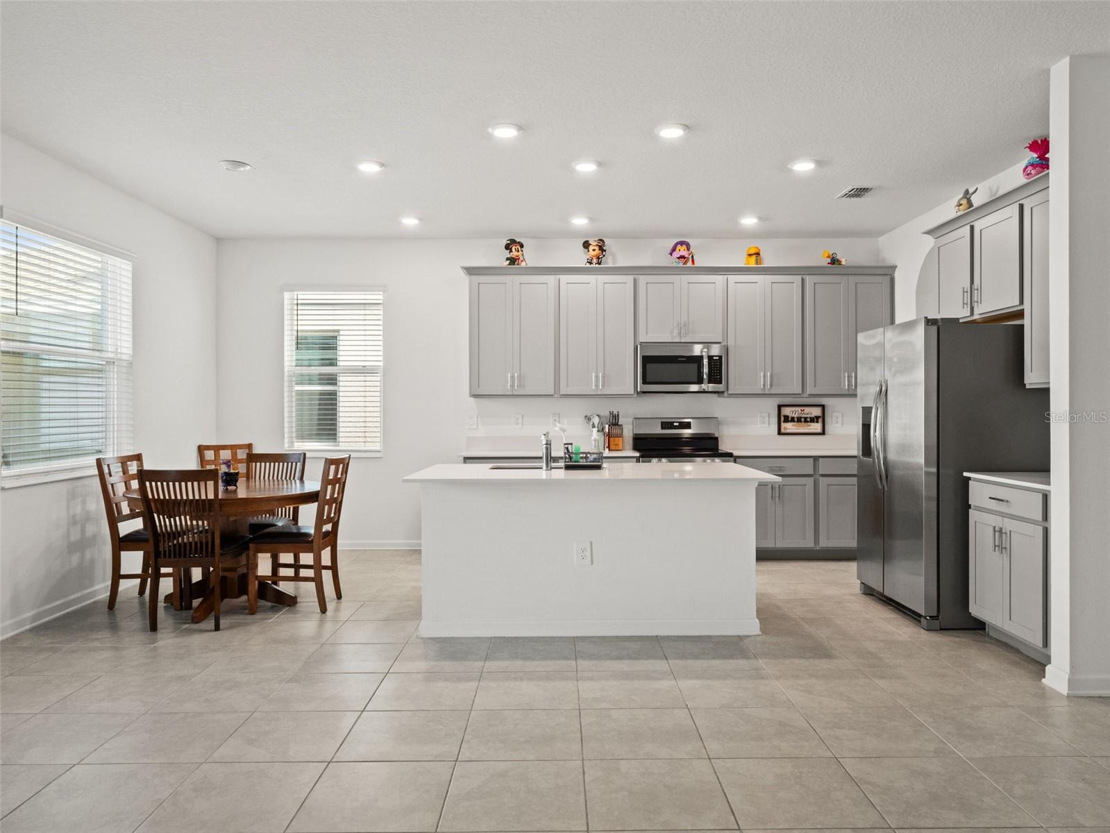 Image 6 of 36 For 2839 Fitness St