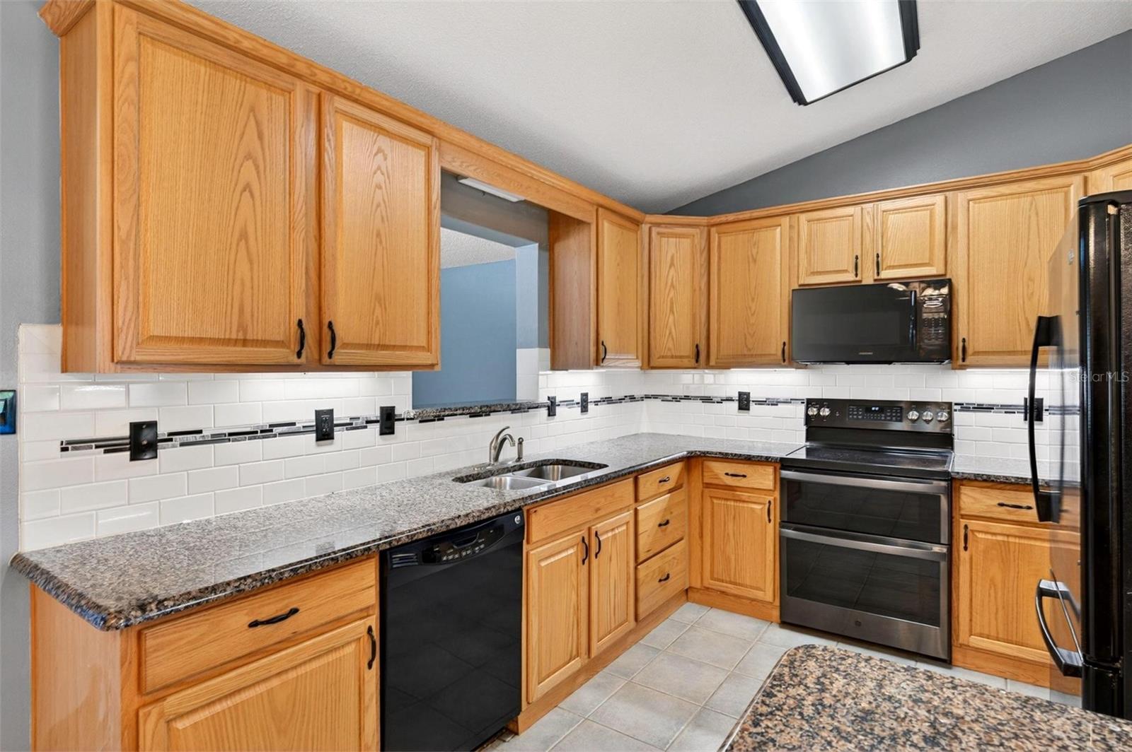 Image 27 of 85 For 1780 Heather Street