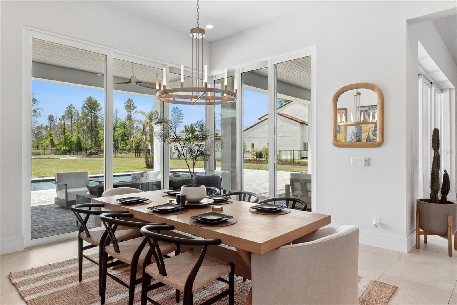 Image 17 of 74 For 15220 Pendio Drive