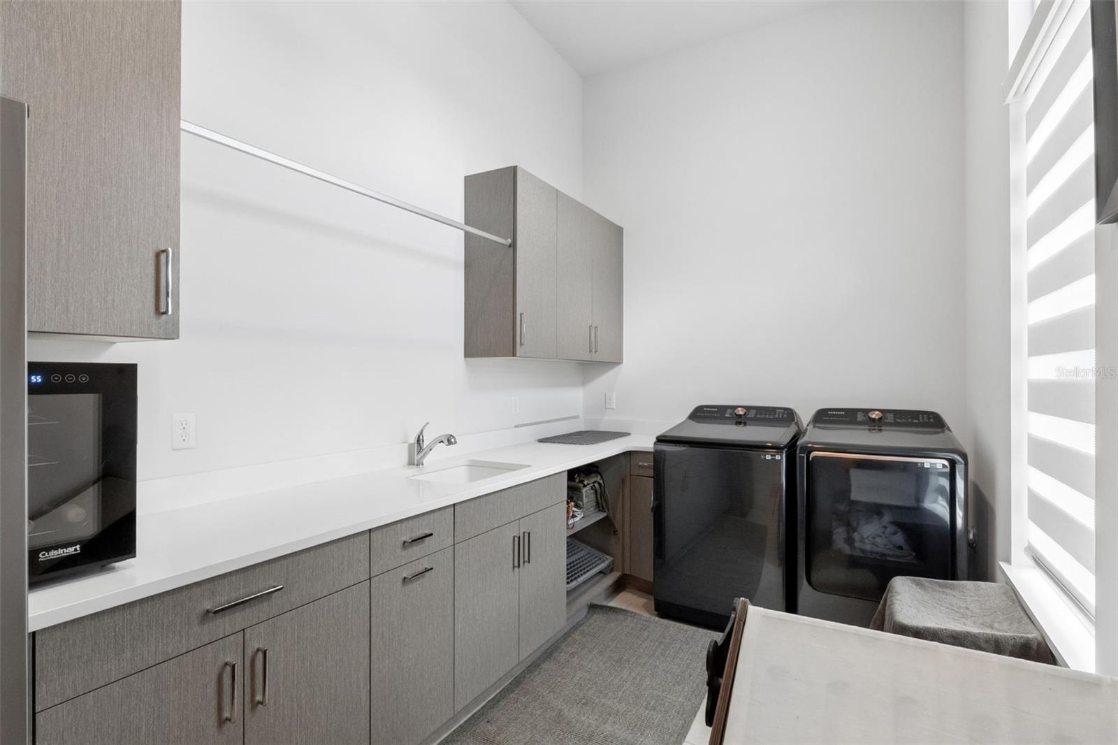 Image 19 of 74 For 15220 Pendio Drive