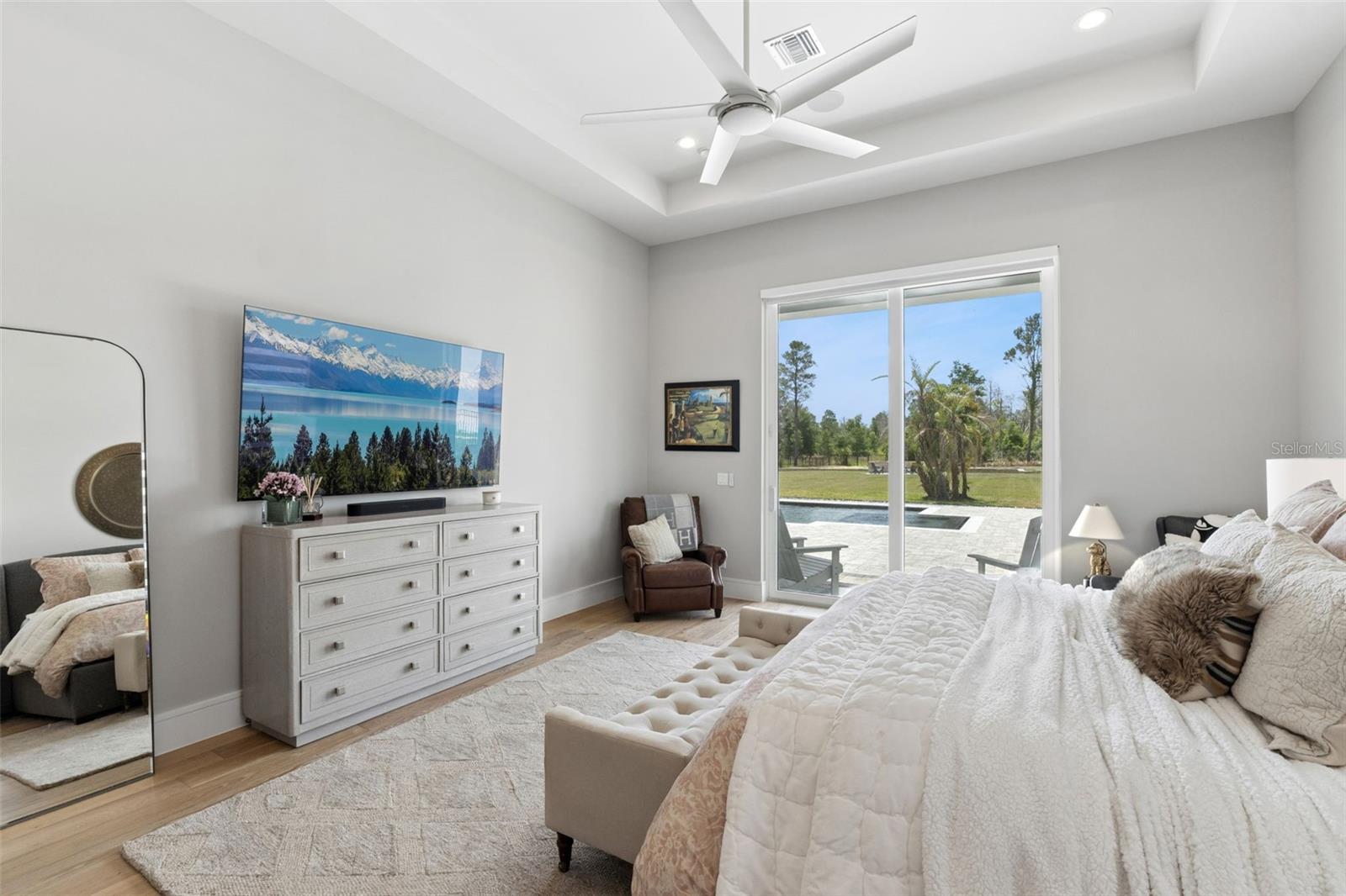 Image 28 of 74 For 15220 Pendio Drive