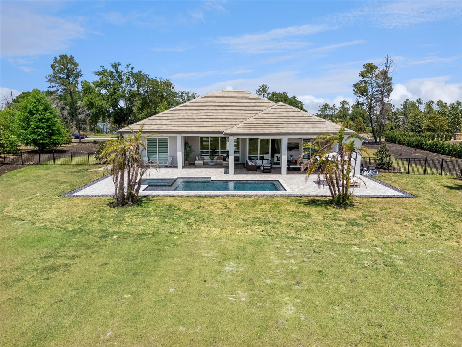 Image 59 of 74 For 15220 Pendio Drive