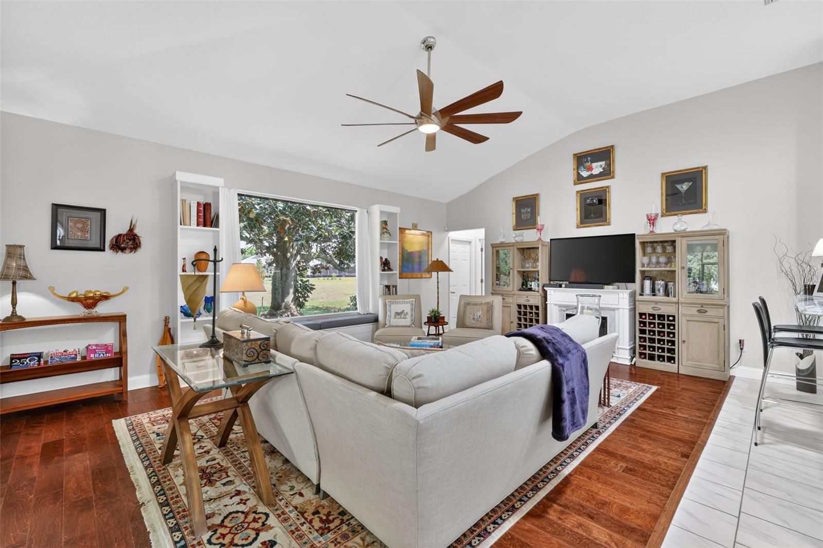 Image 18 of 55 For 1760 Edgewater Drive