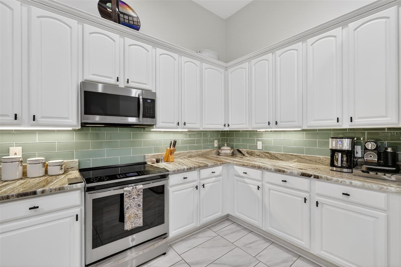 Image 25 of 55 For 1760 Edgewater Drive