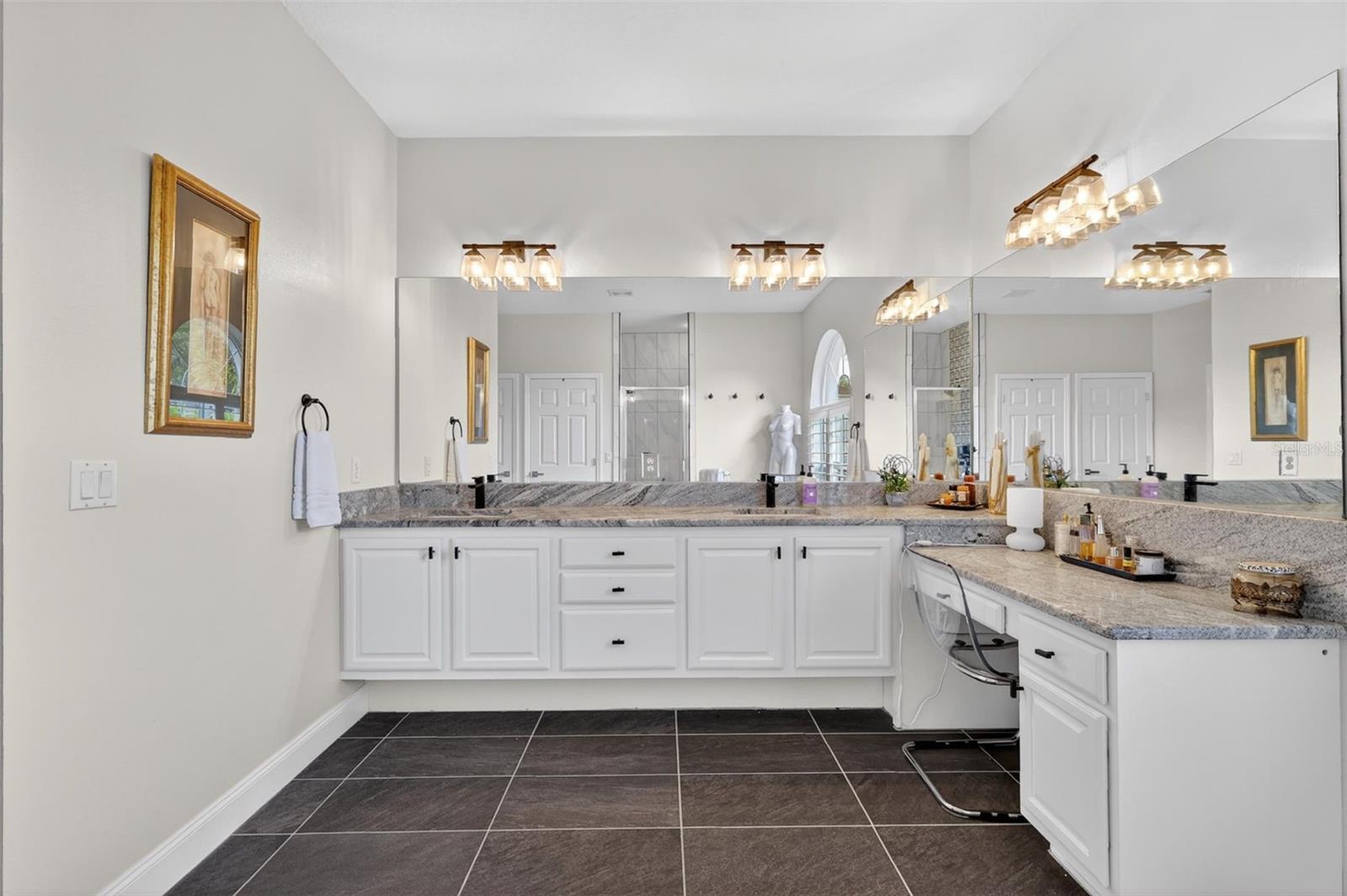 Image 37 of 55 For 1760 Edgewater Drive