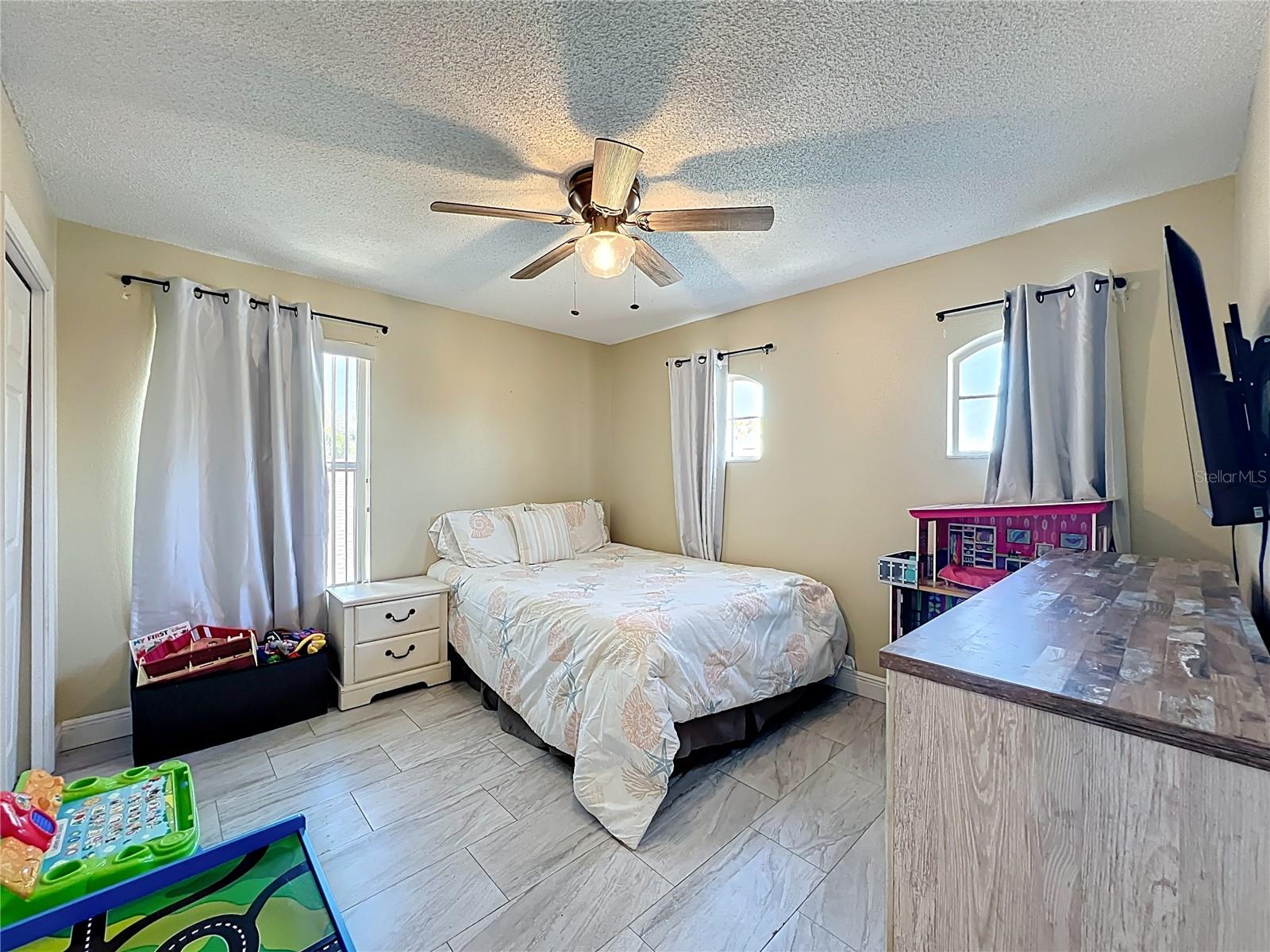 Image 19 of 32 For 105 Bailey Circle