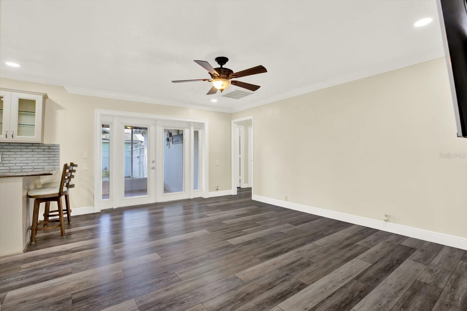 Image 13 of 36 For 9806 Didrikson Drive