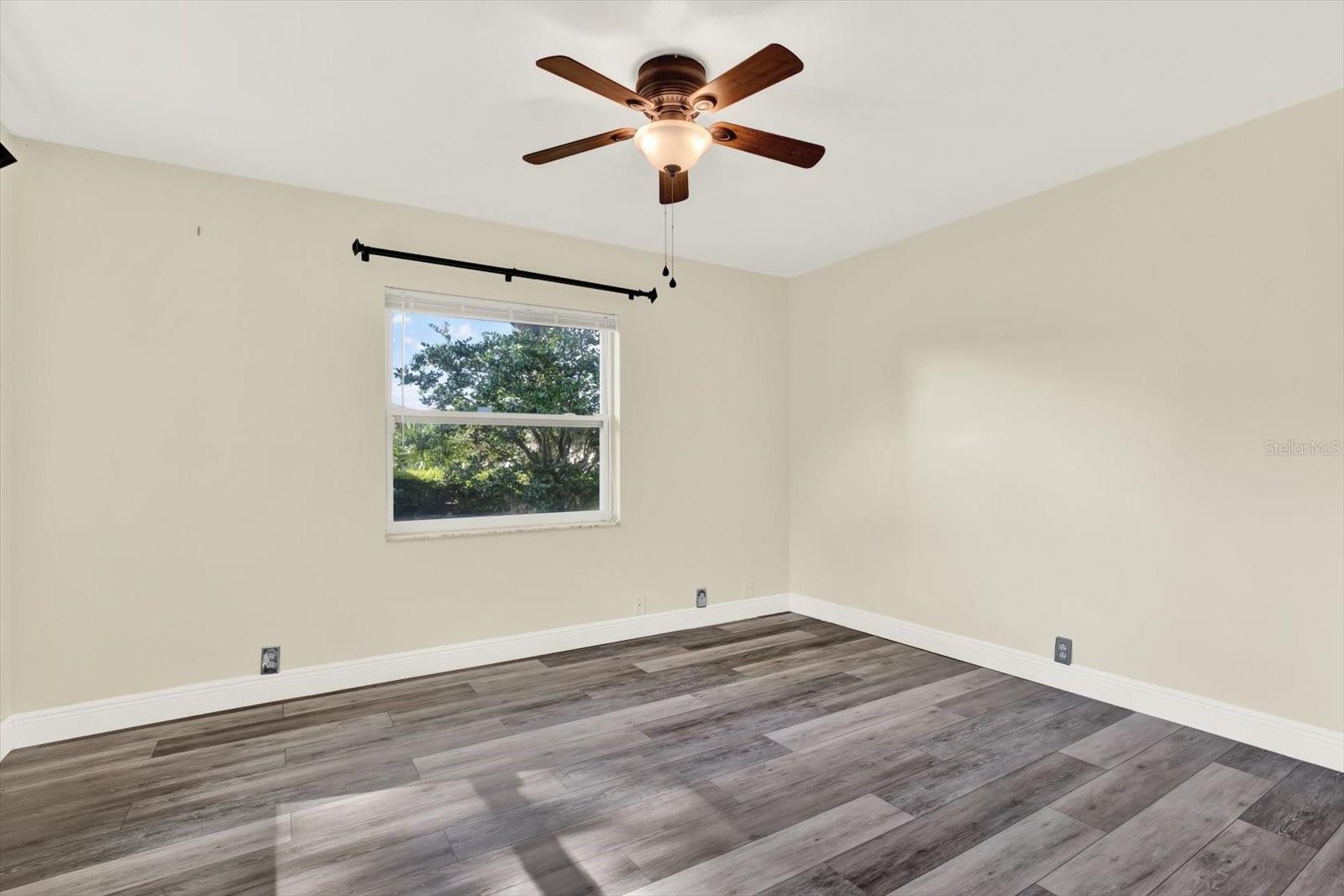 Image 23 of 36 For 9806 Didrikson Drive