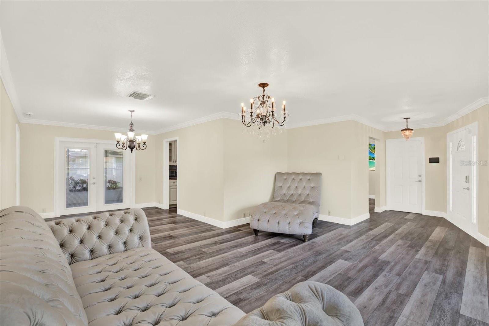 Image 6 of 36 For 9806 Didrikson Drive