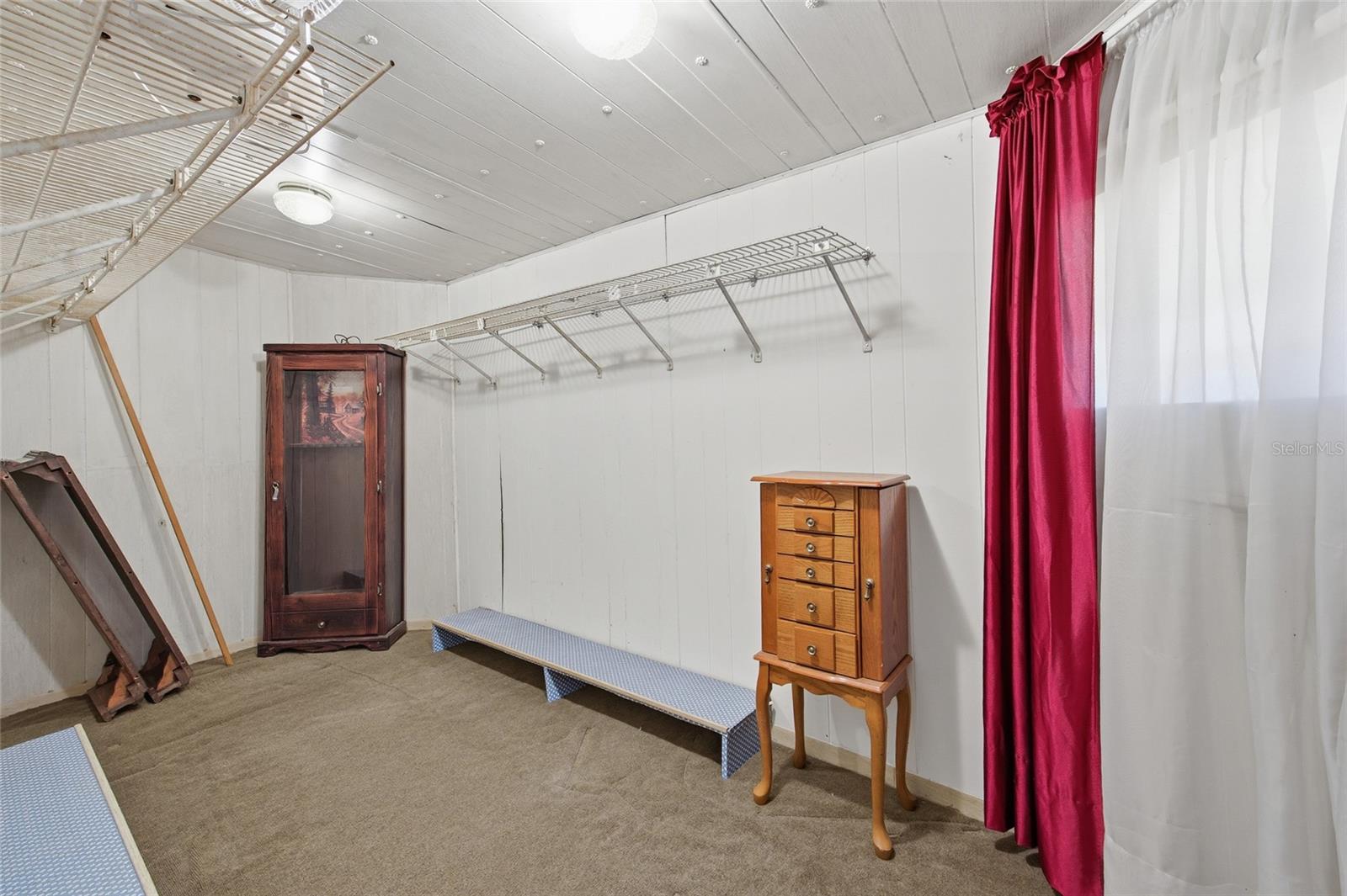 Image 26 of 49 For 3896 Picciola Road 411