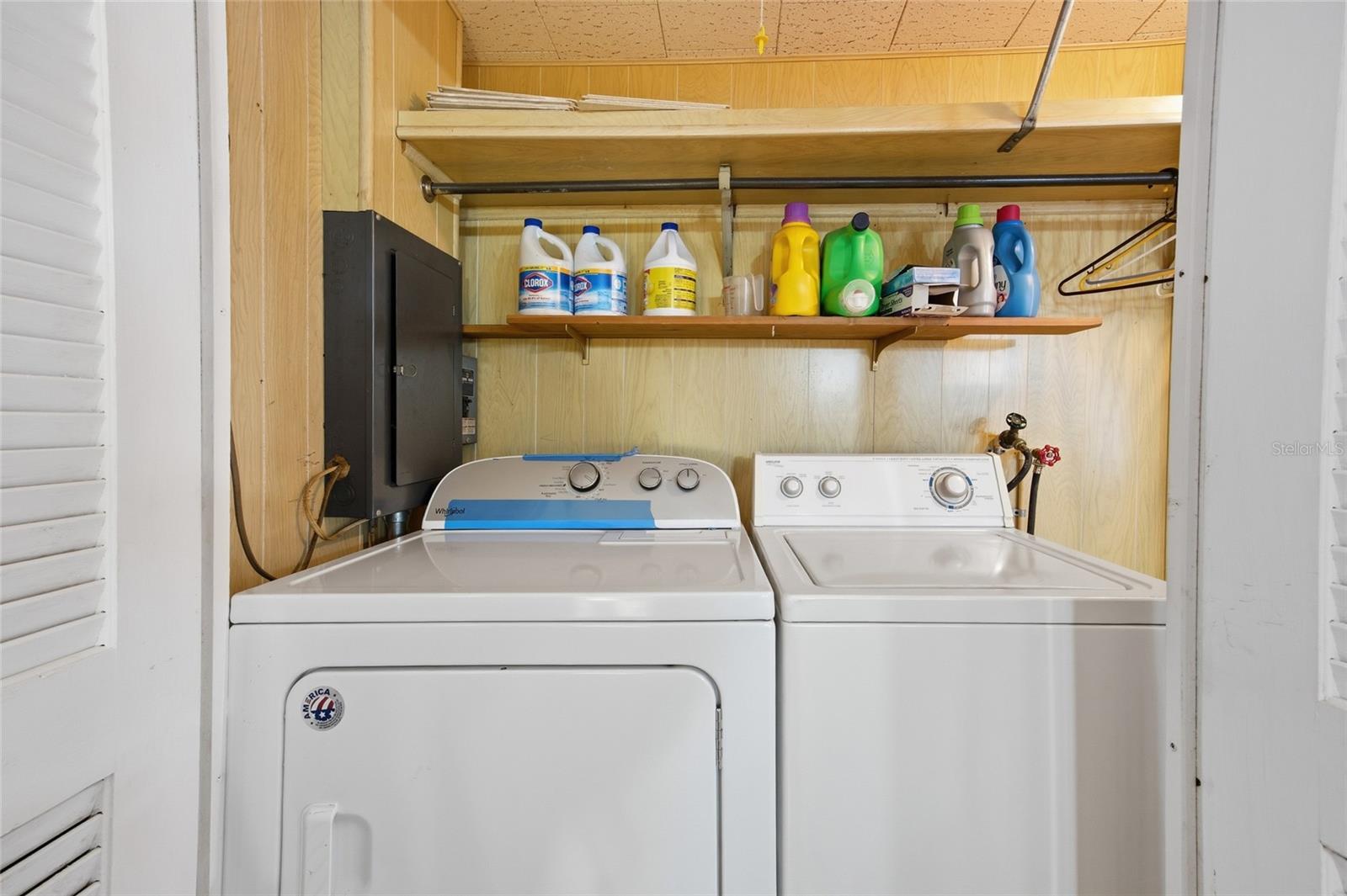 Image 28 of 49 For 3896 Picciola Road 411