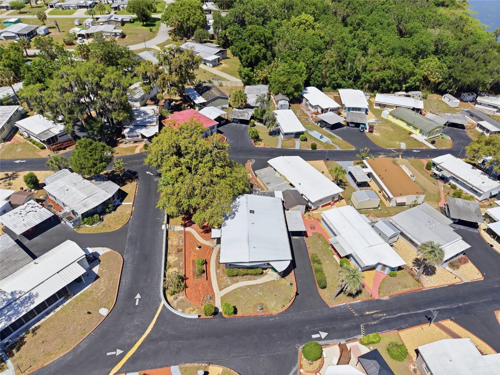 Image 38 of 49 For 3896 Picciola Road 411