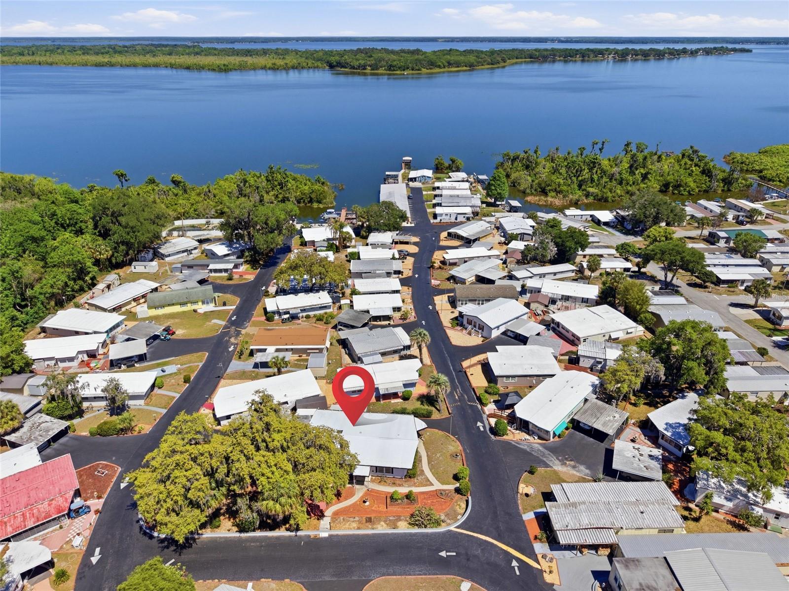 Image 40 of 49 For 3896 Picciola Road 411