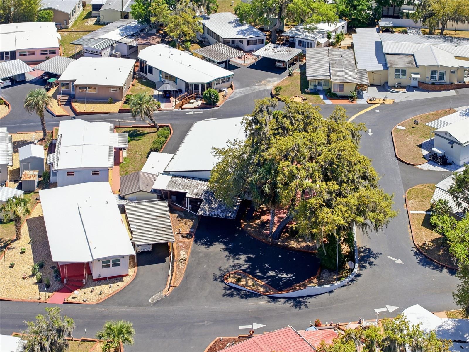 Image 42 of 49 For 3896 Picciola Road 411