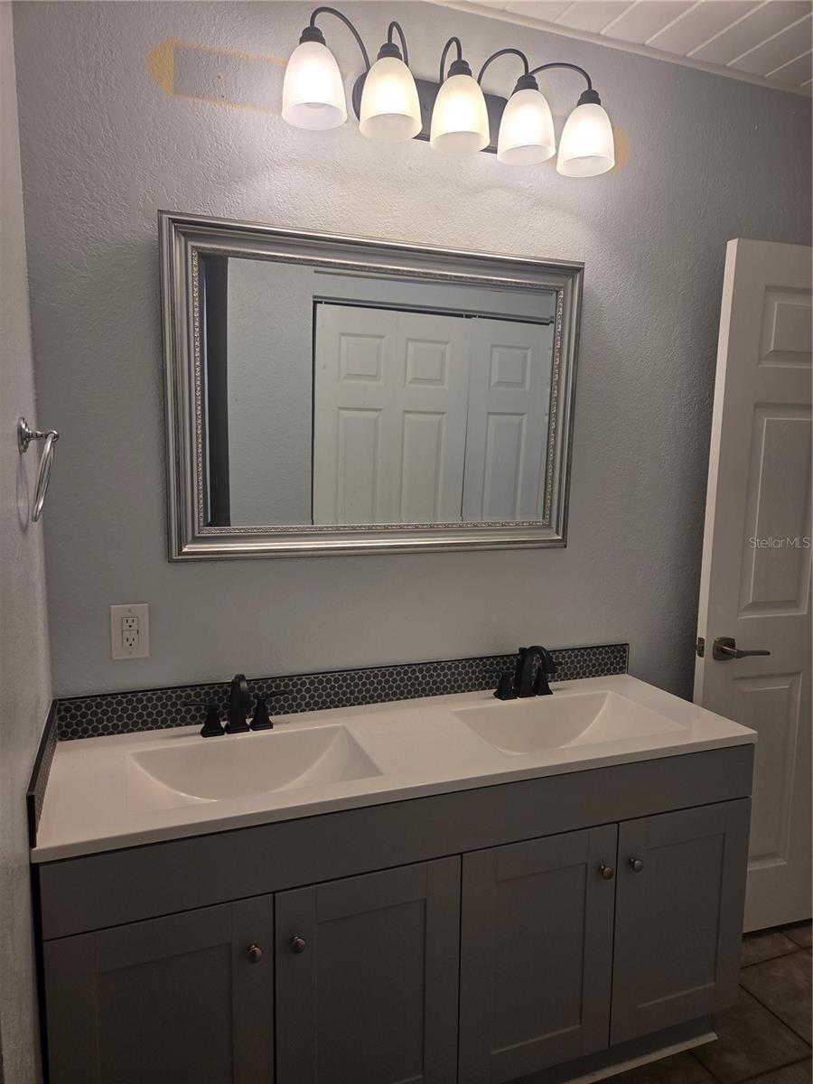 Image 23 of 24 For 101 Atwater Avenue