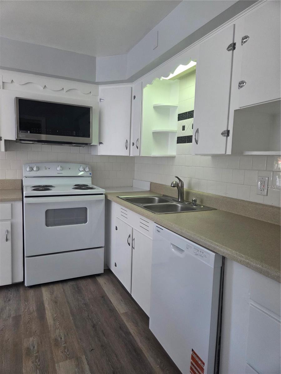 Image 9 of 24 For 101 Atwater Avenue