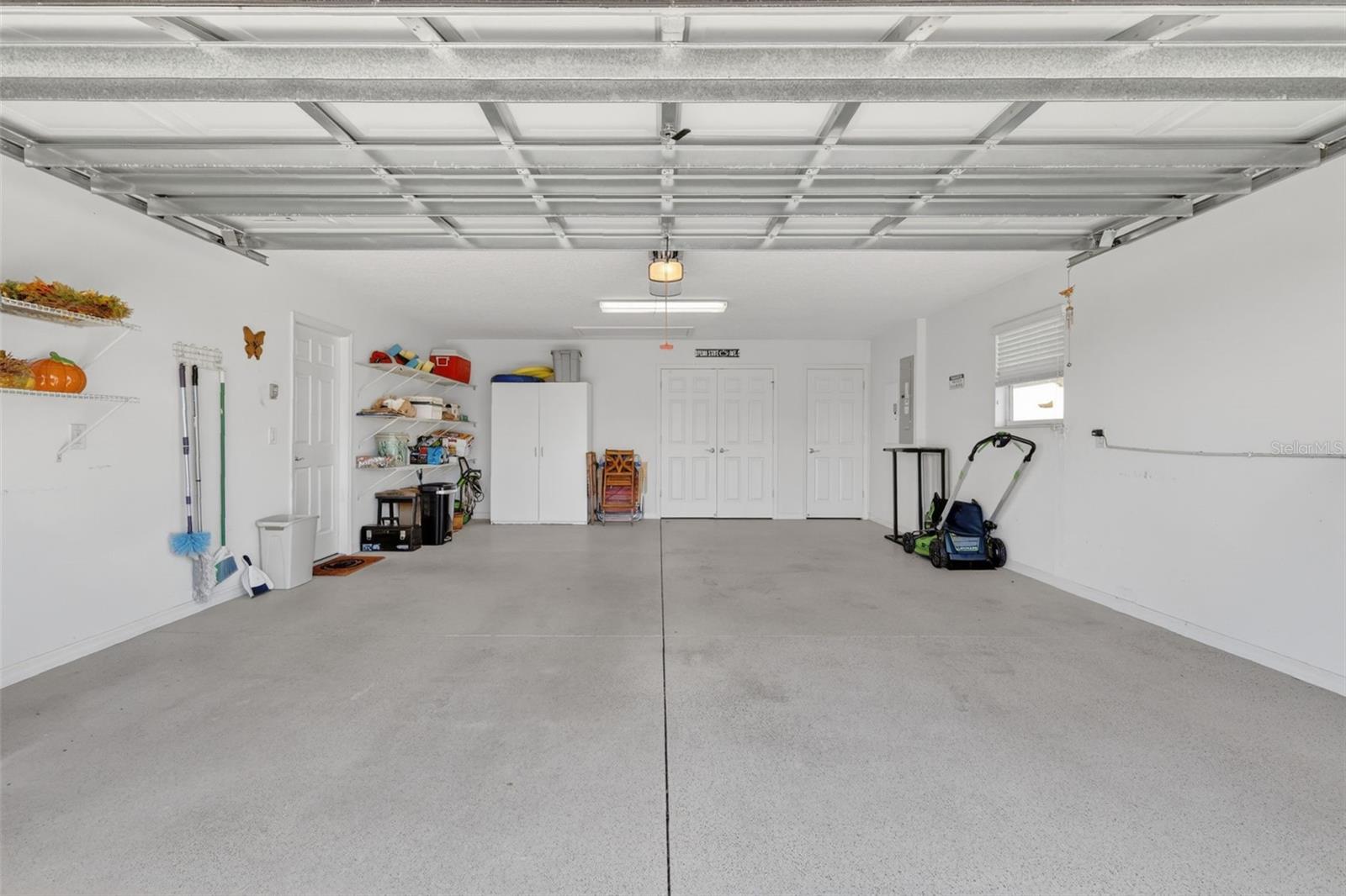 Image 14 of 25 For 603 Evesborough Path