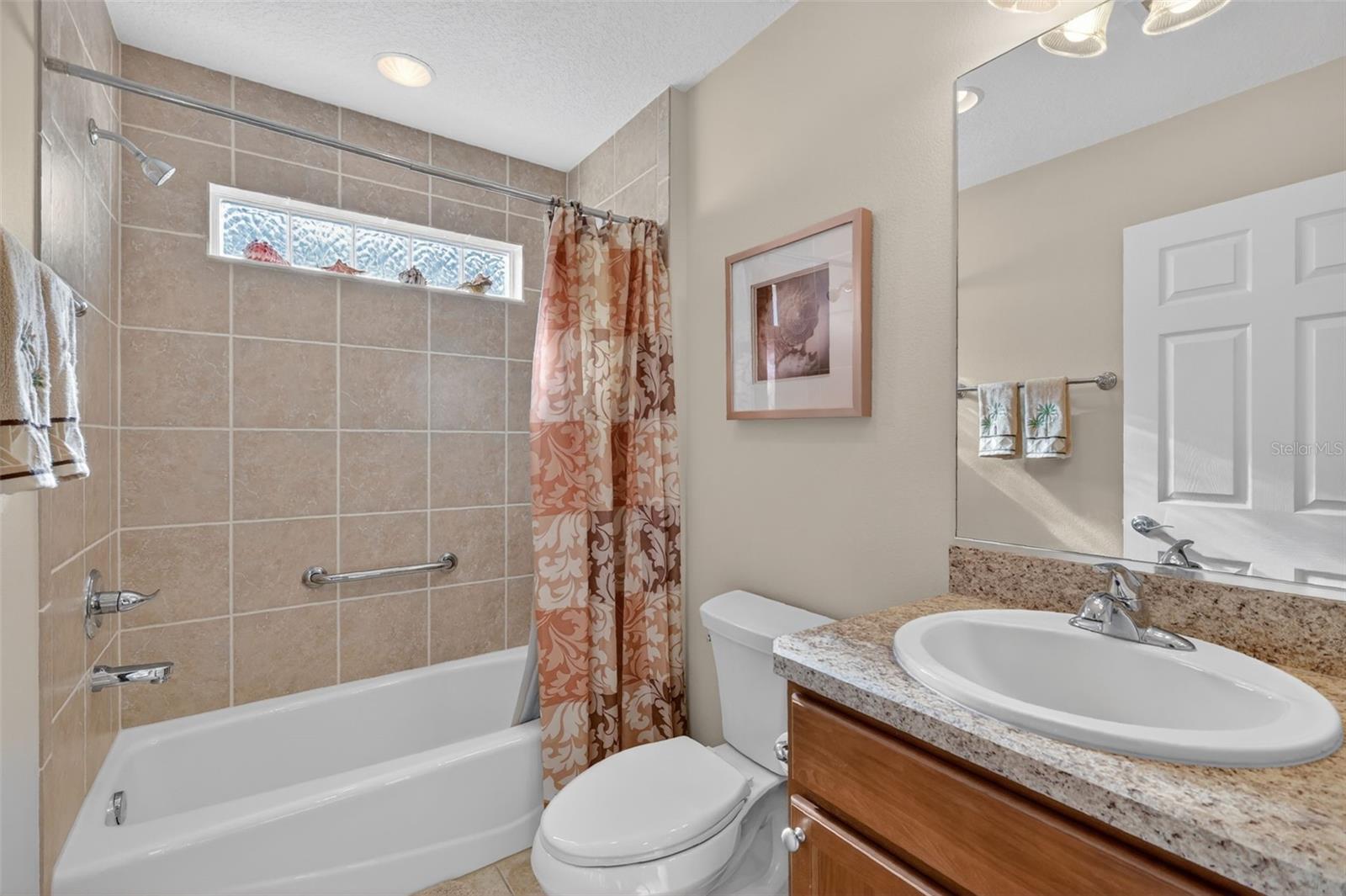 Image 21 of 25 For 603 Evesborough Path