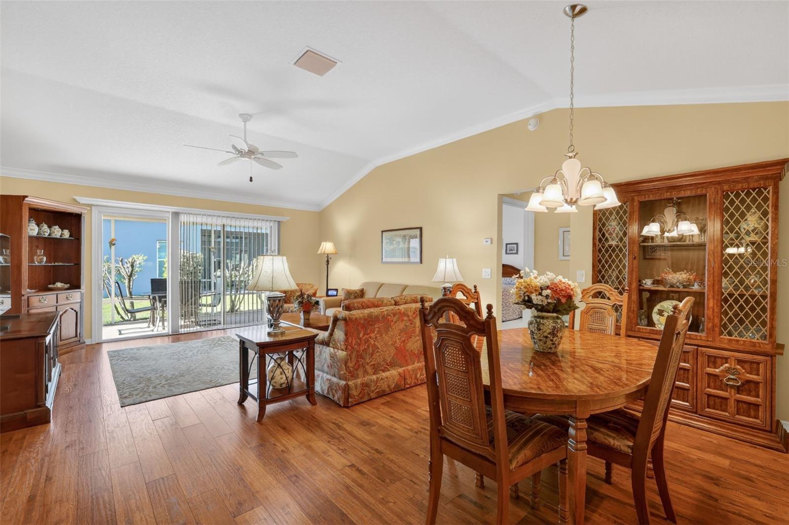 Image 7 of 25 For 603 Evesborough Path