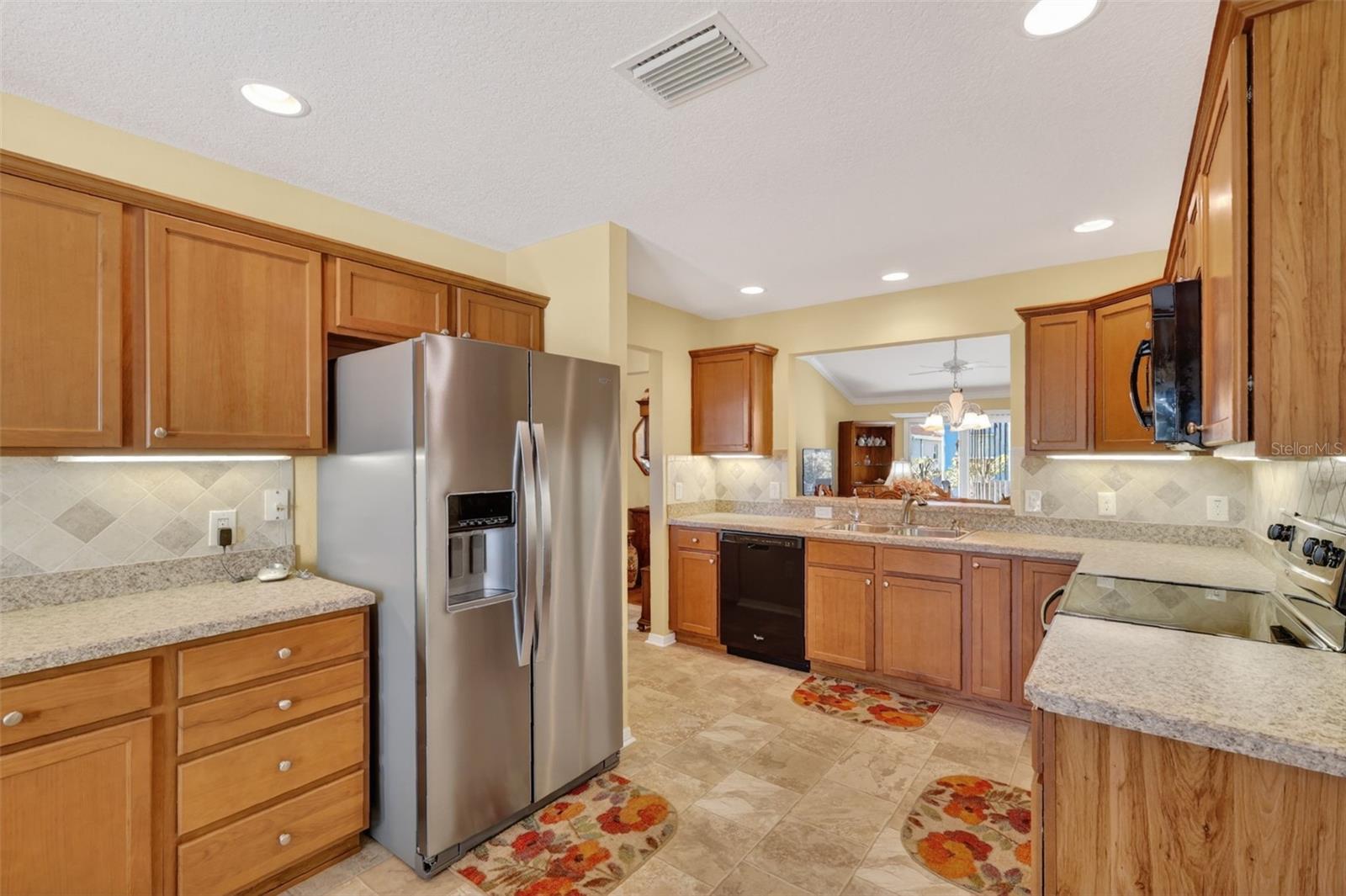 Image 9 of 25 For 603 Evesborough Path