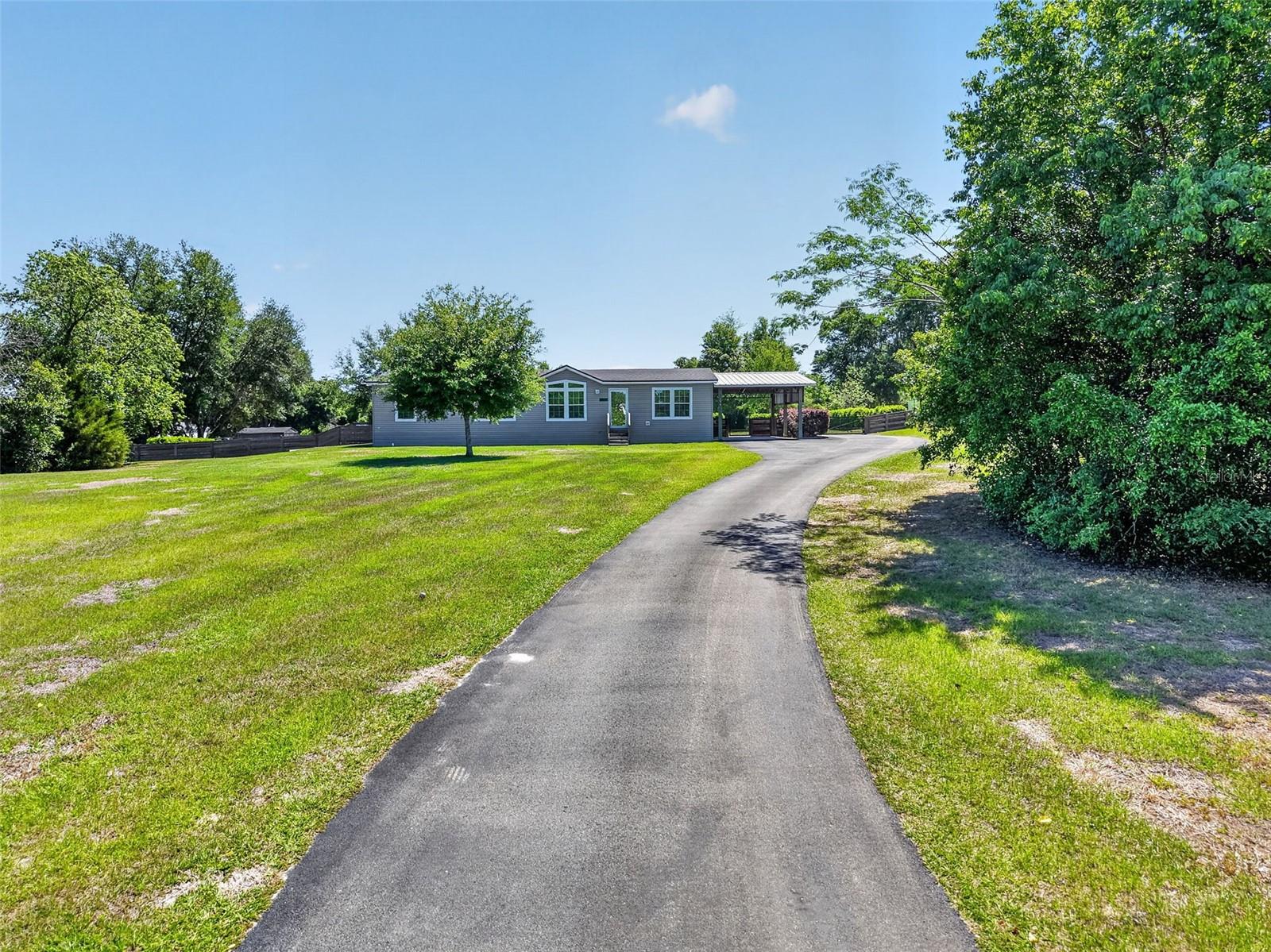 Listing photo id 0 for 9879 Buckskin Avenue