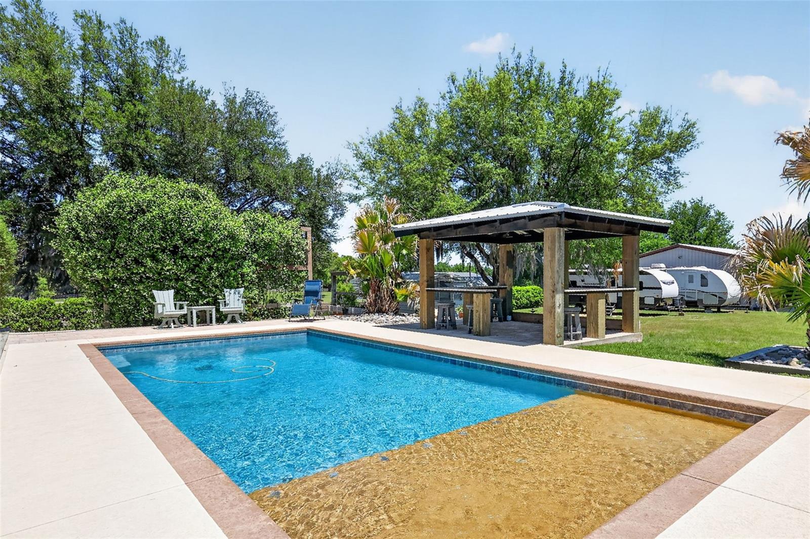 Listing photo id 31 for 9879 Buckskin Avenue