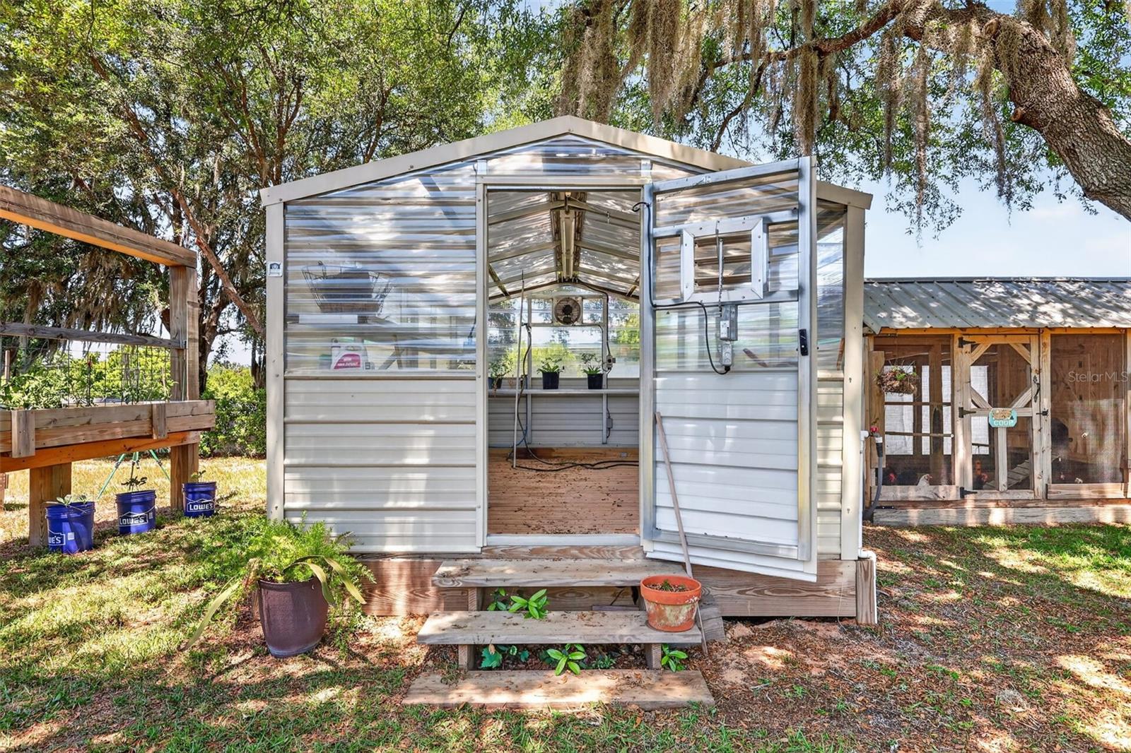 Listing photo id 35 for 9879 Buckskin Avenue