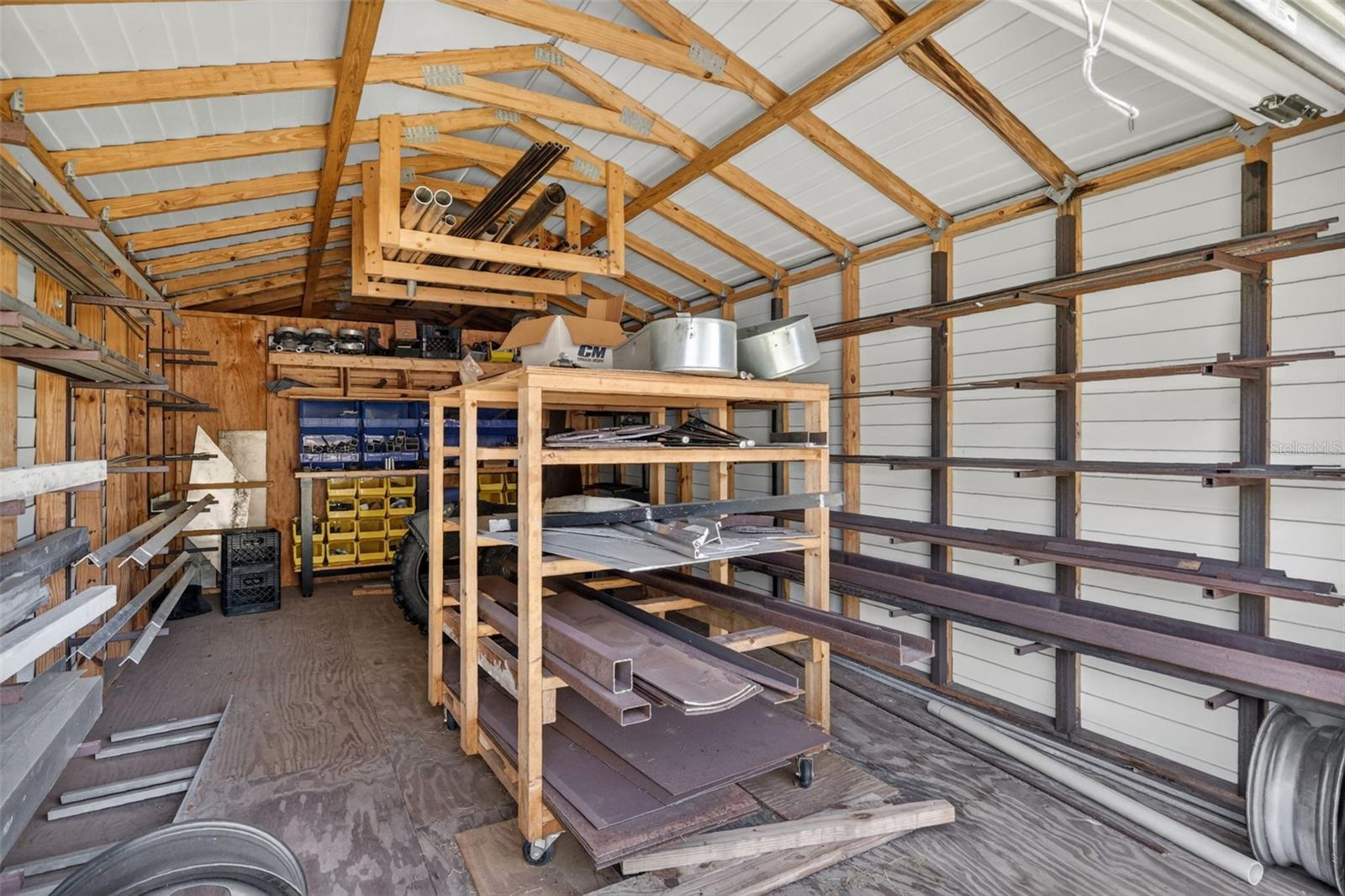 Listing photo id 50 for 9879 Buckskin Avenue