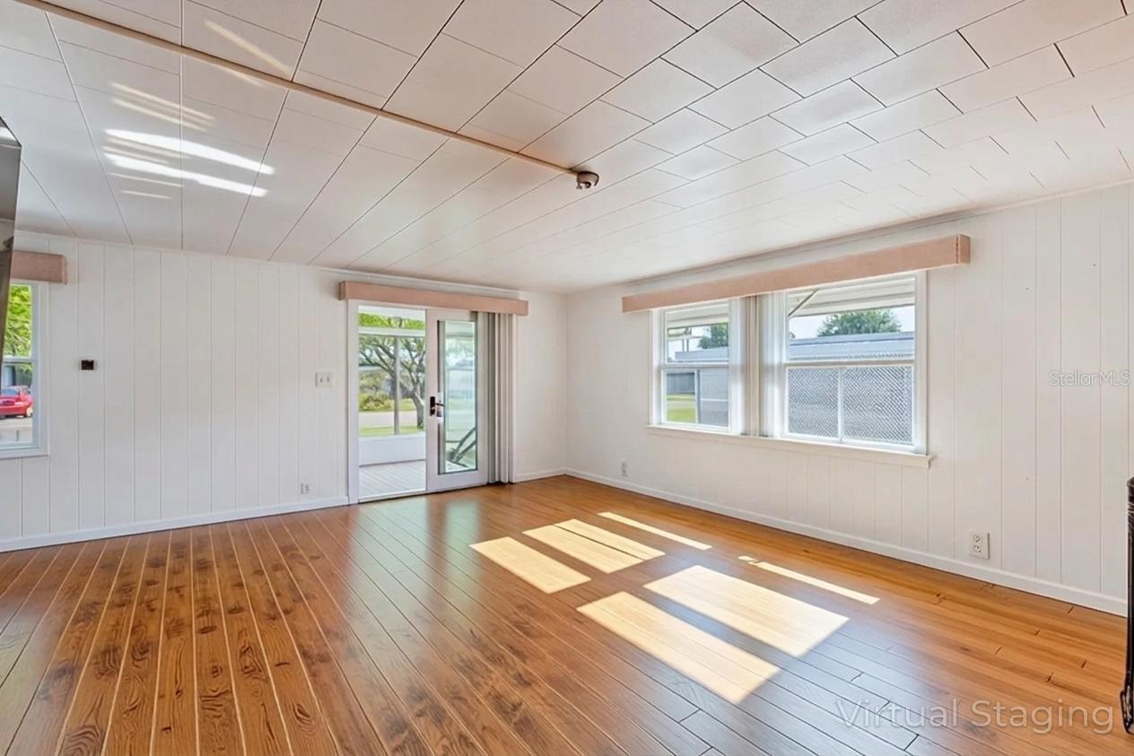 Image 18 of 45 For 1026 Capella Drive