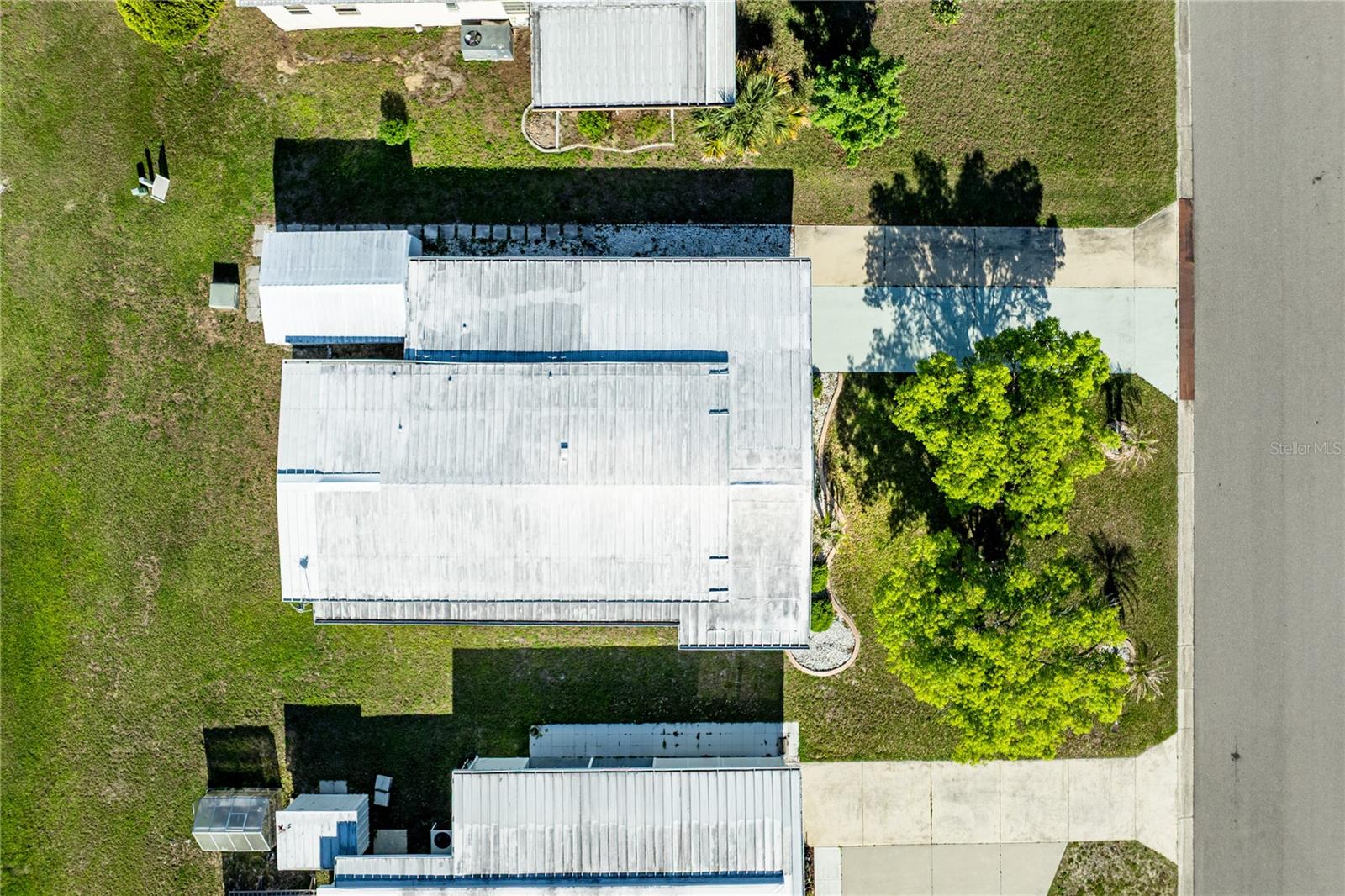 Image 4 of 45 For 1026 Capella Drive