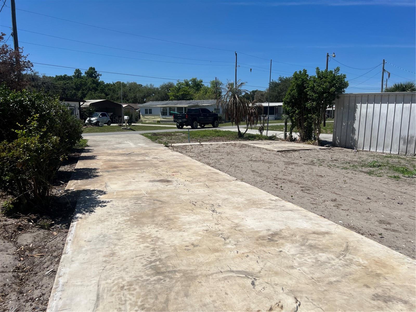 Image 3 of 4 For 948 Cr 461  